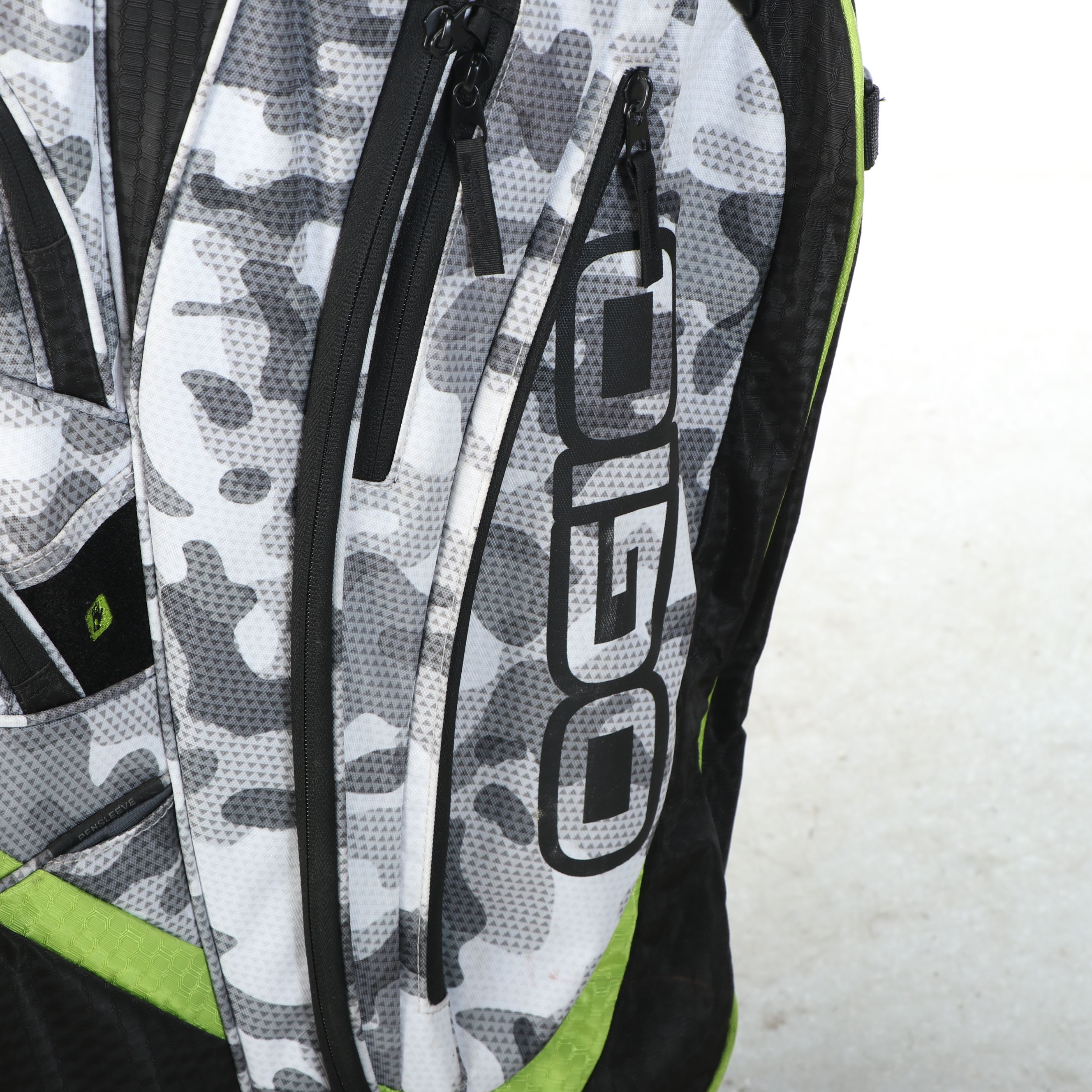 Mizuno "T-Zoid" with Taylormade and Other Golf Clubs