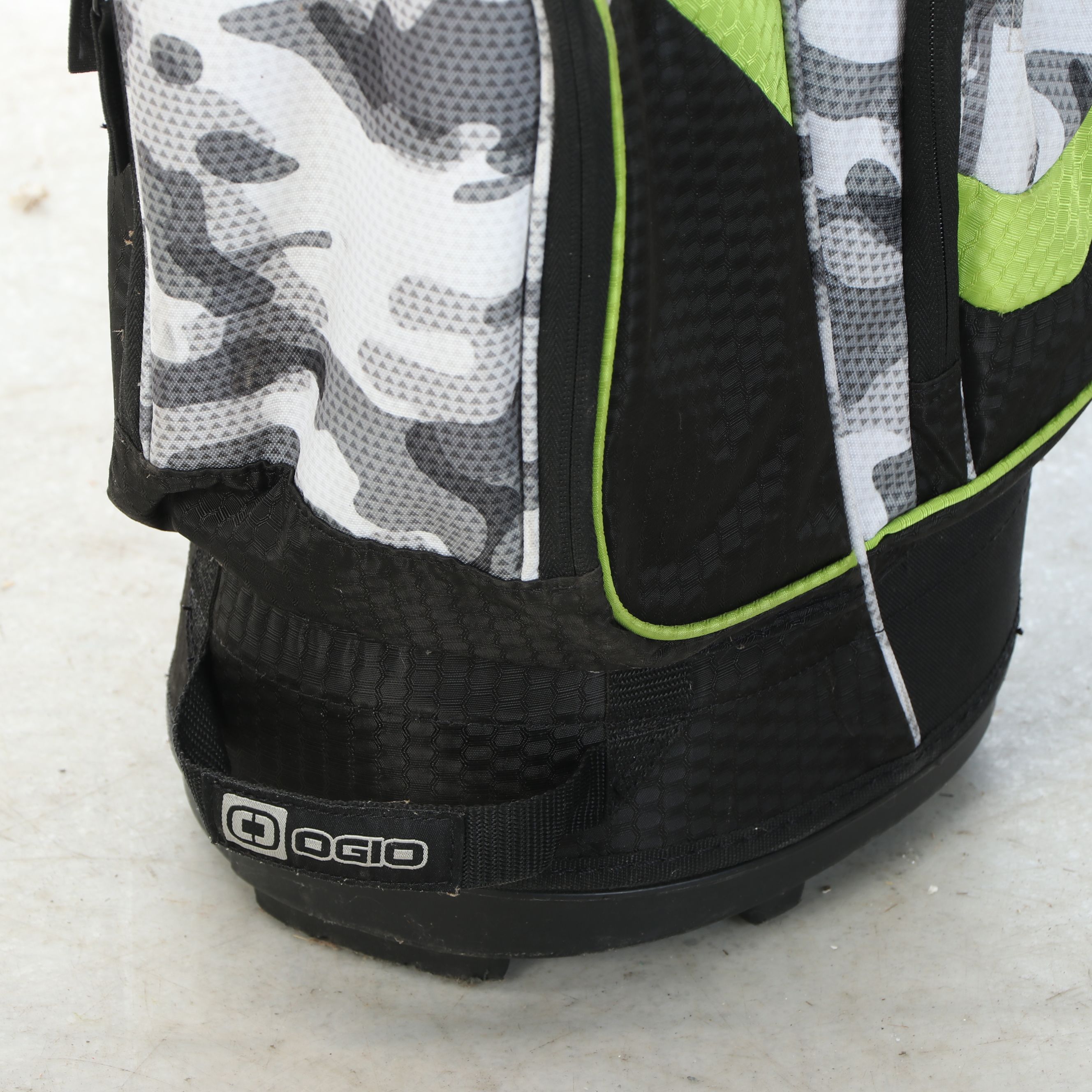 Mizuno "T-Zoid" with Taylormade and Other Golf Clubs