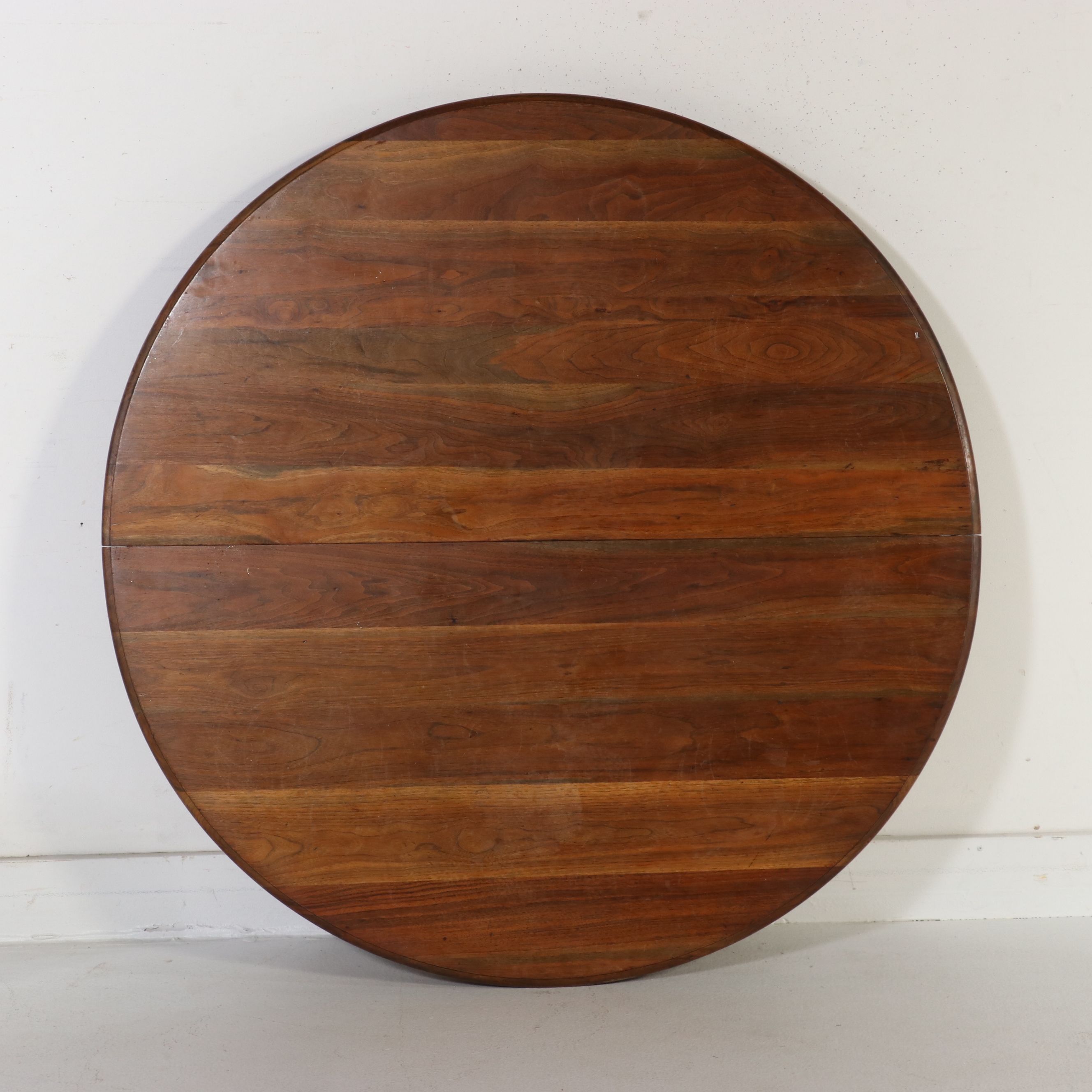 American Empire Mahogany Pedestal Dining Table with Six Parsons-Style Chairs