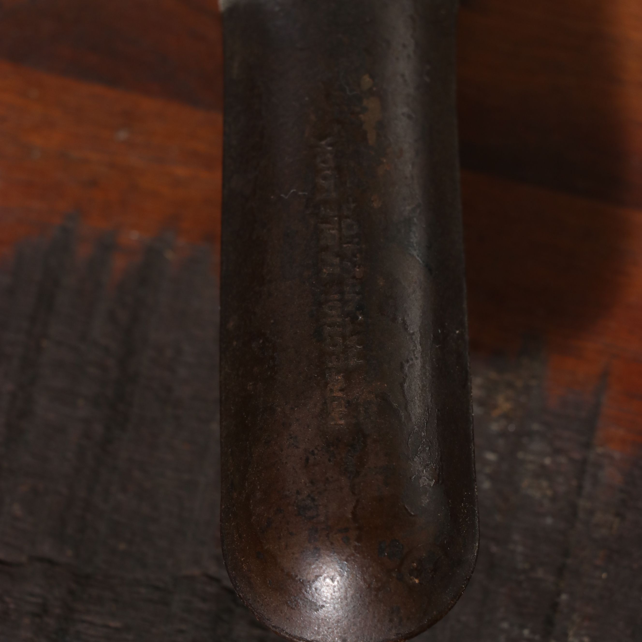 American Empire Mahogany Pedestal Dining Table with Six Parsons-Style Chairs