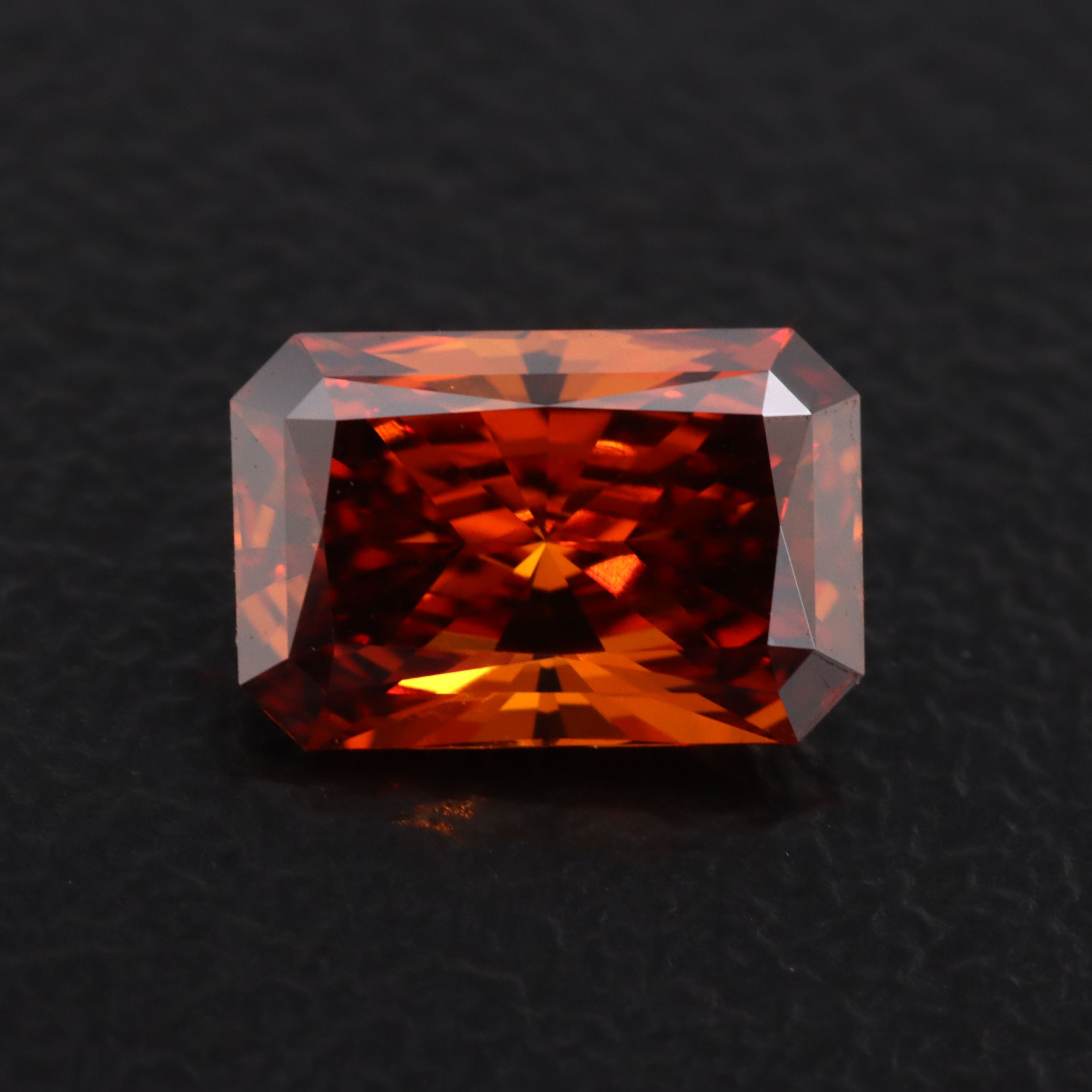 Loose 1.05 CT Lab Grown Fancy Vivid Orange Diamond with IGI Report