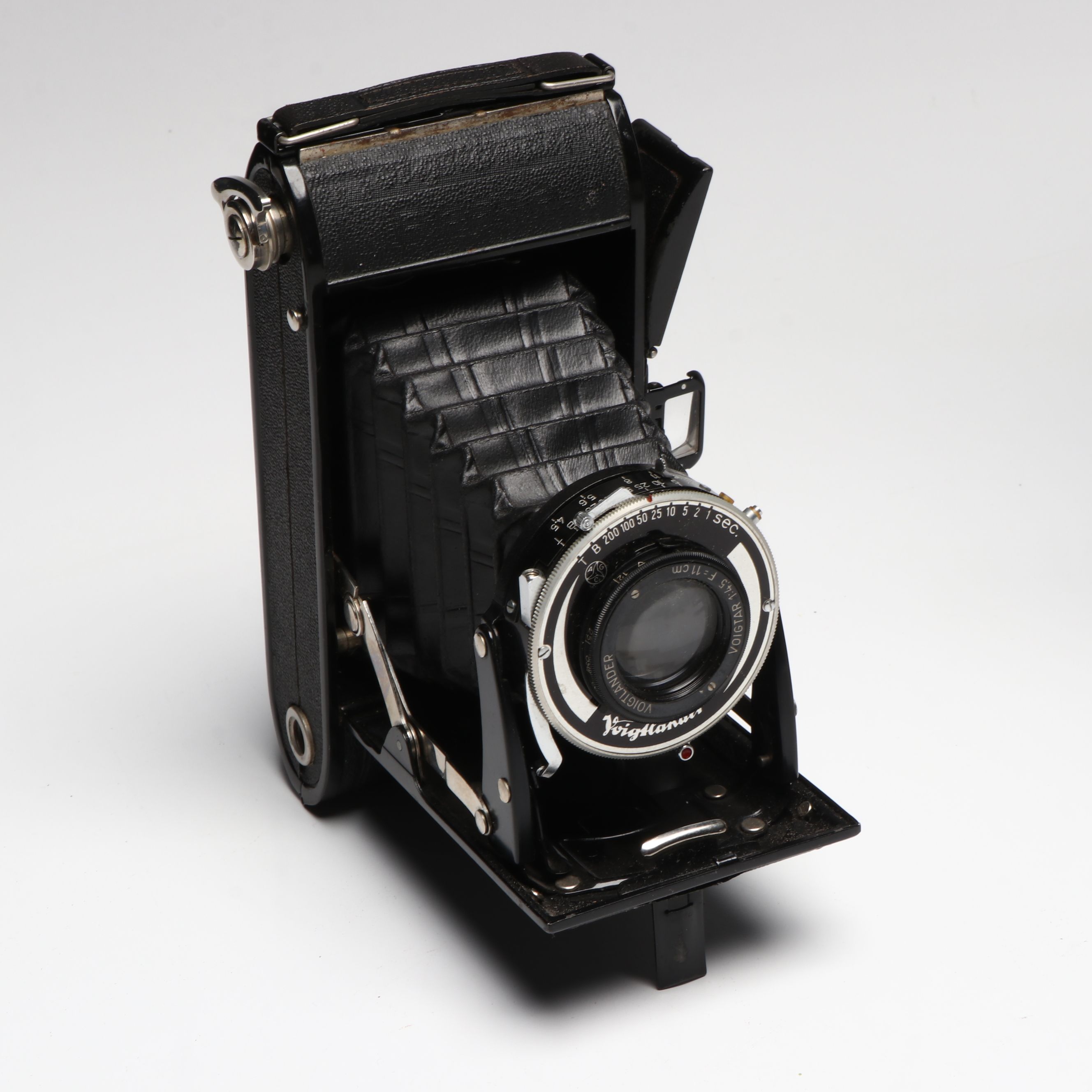 Eastman-Kodak No. 1A Kodak Jr. and More Folding Cameras, Early to Mid-20th C.
