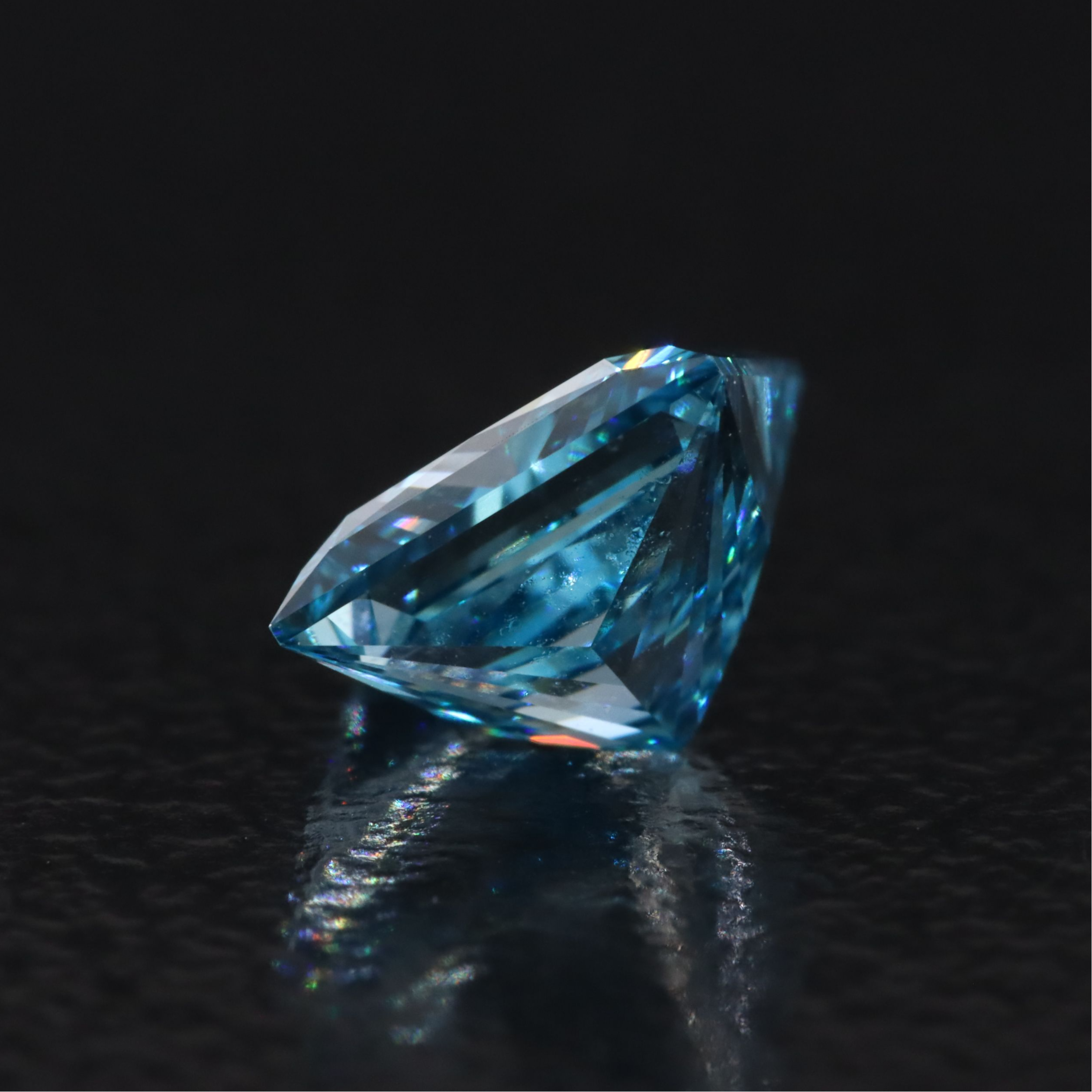 Loose 1.06 CT Lab Grown Fancy Vivid Blue Diamond with IGI Report