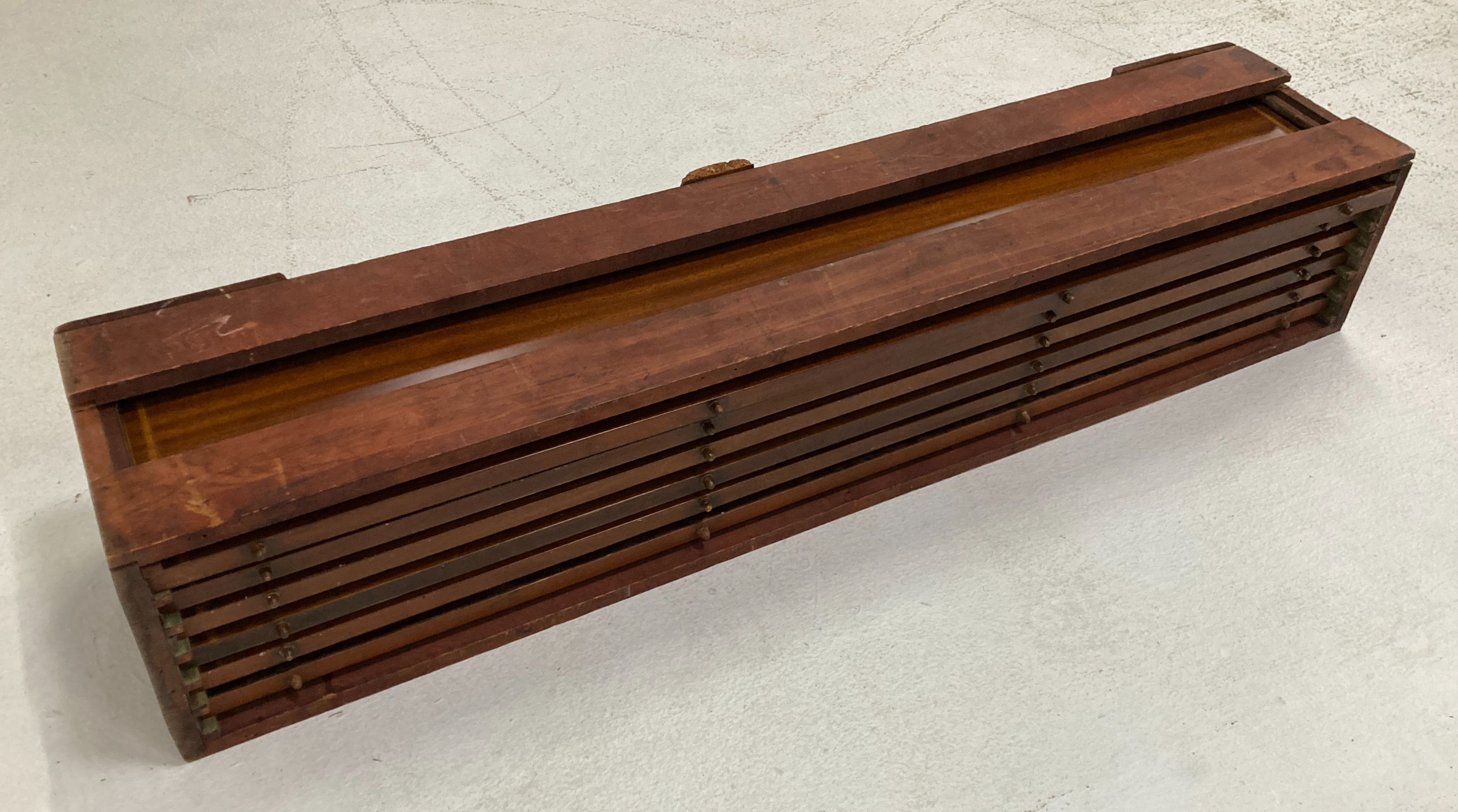 Seven-Piece Federal Style Inlaid Mahogany Dining Suite, Mid to Late 20th Century