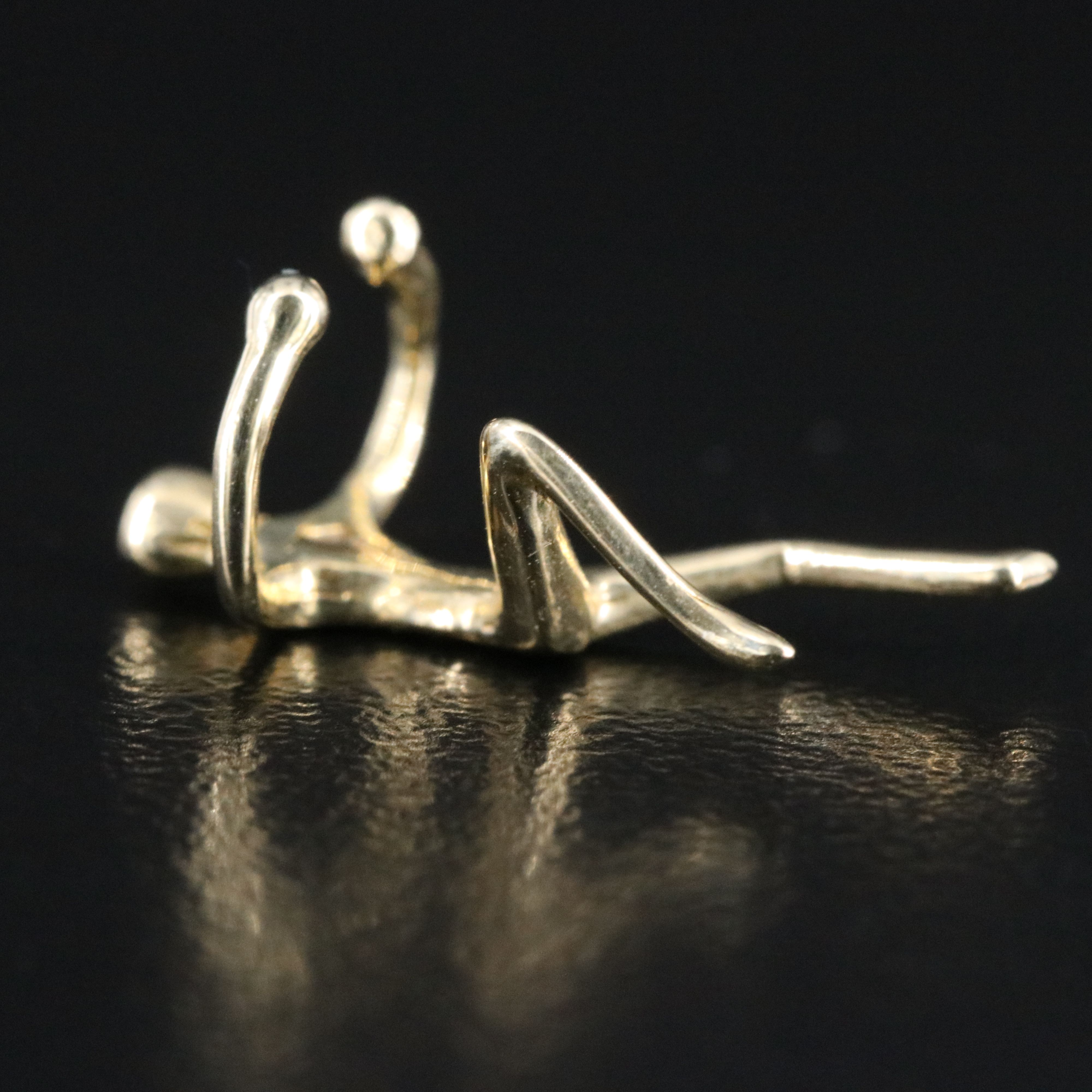 10K Figural Earring Cuff