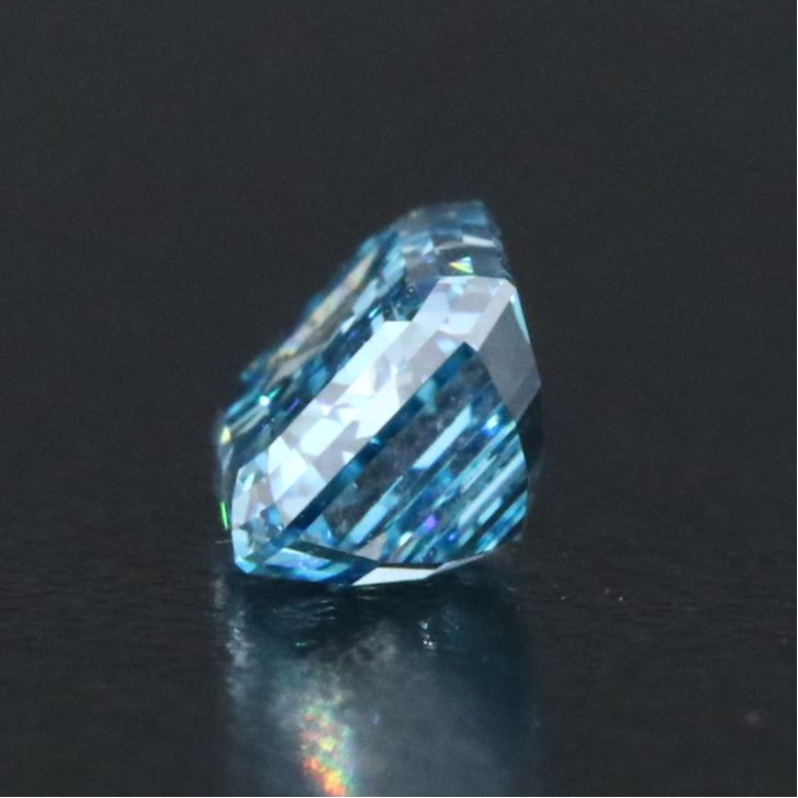 Loose 1.52 CT Lab Grown Fancy Vivid Blue Diamond with IGI Report