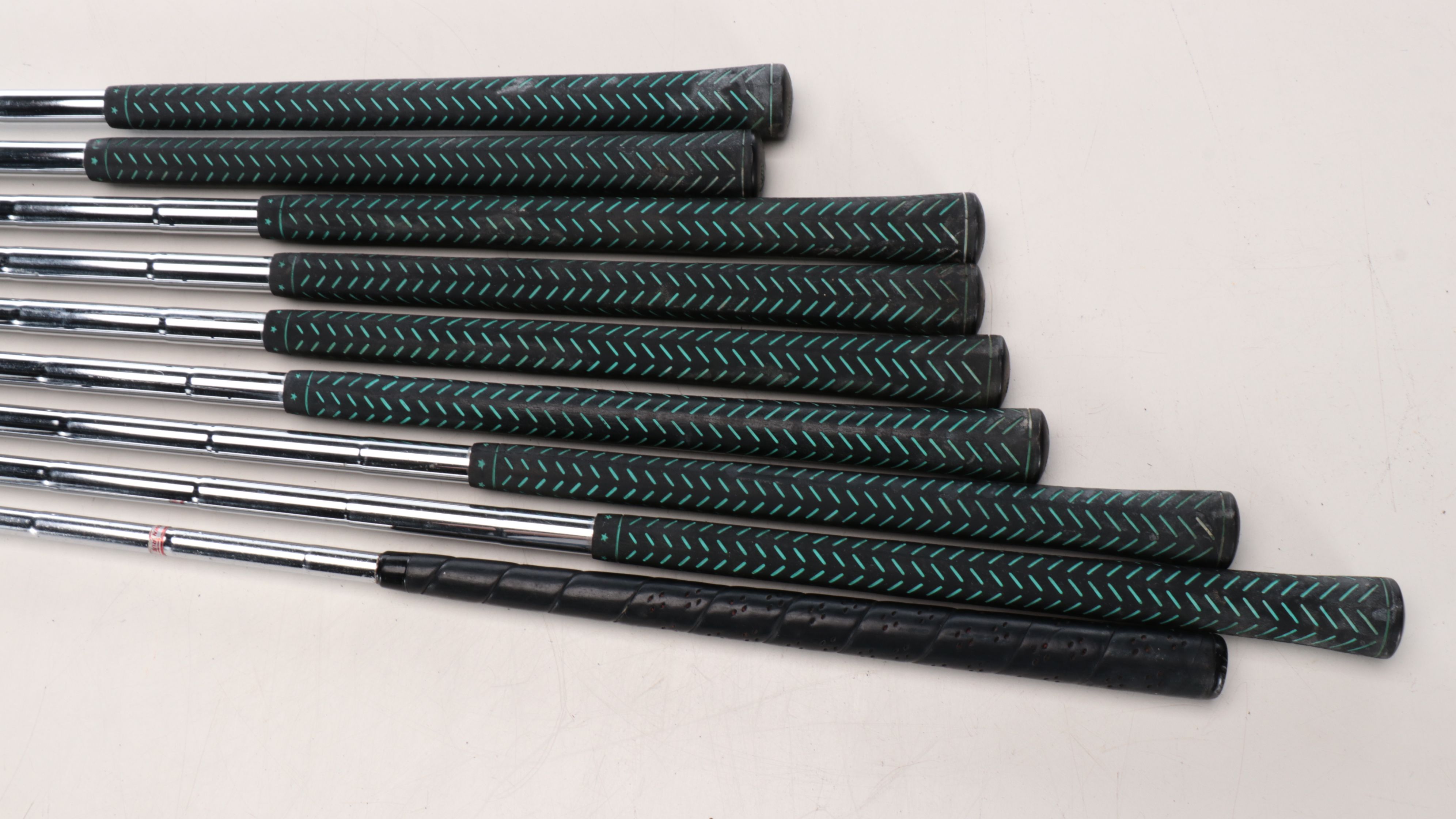 Wilson "Sam Snead" and "Cary Middlecoff" Vintage Golf Clubs