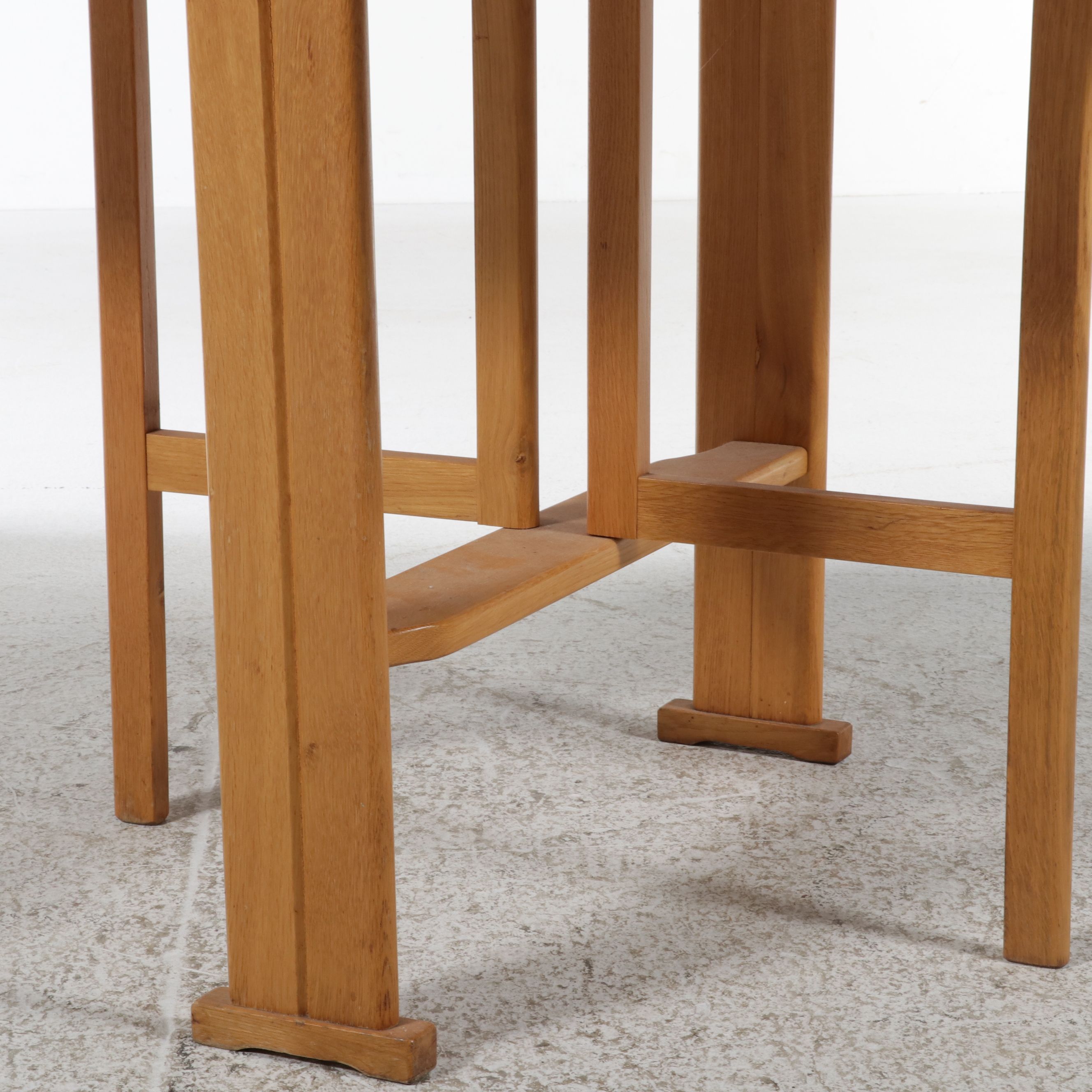 Mid Century Modern Gate-Leg Drop Leaf Table, Circa 1960