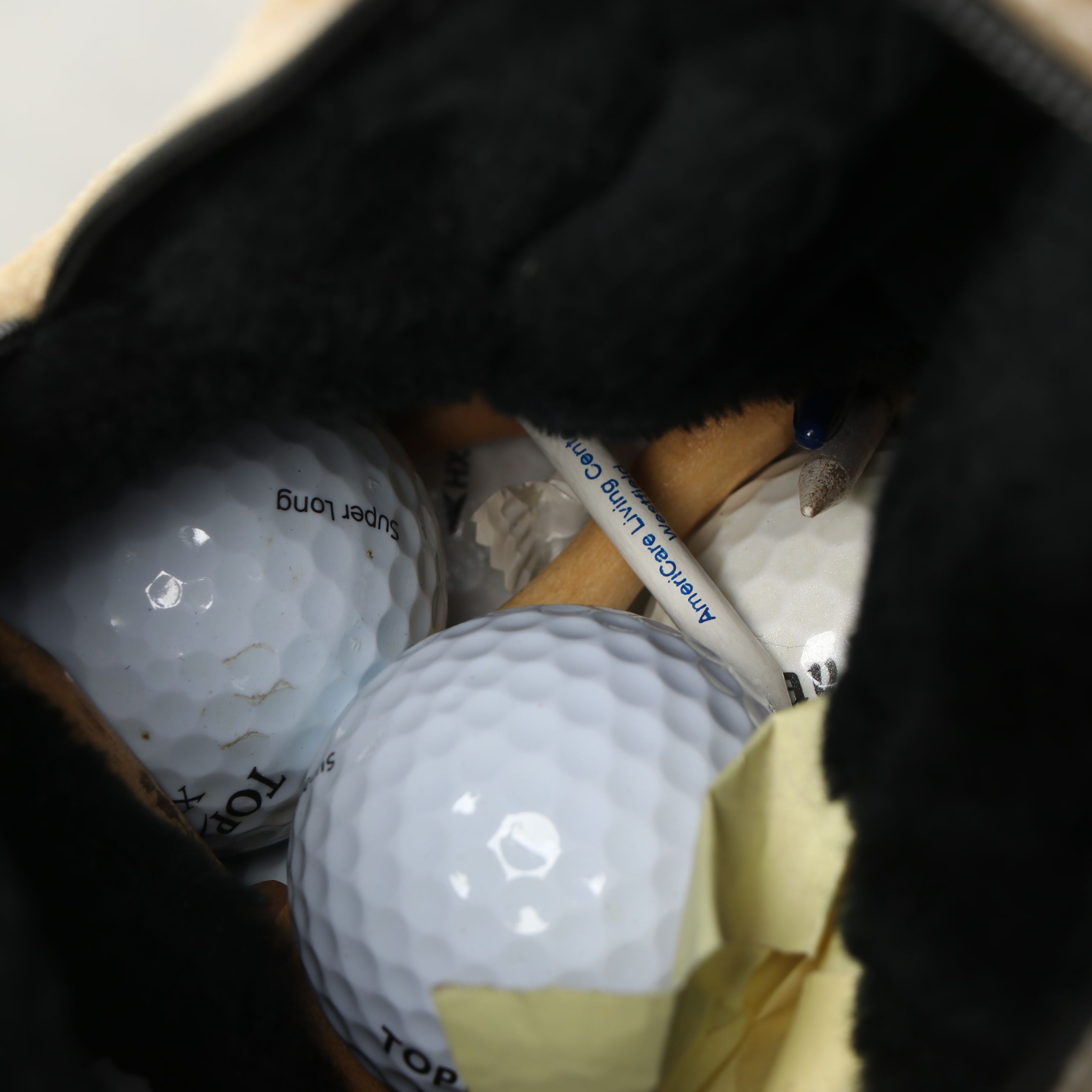 Burton Customized Golf Bag with Callaway Women's Clubs