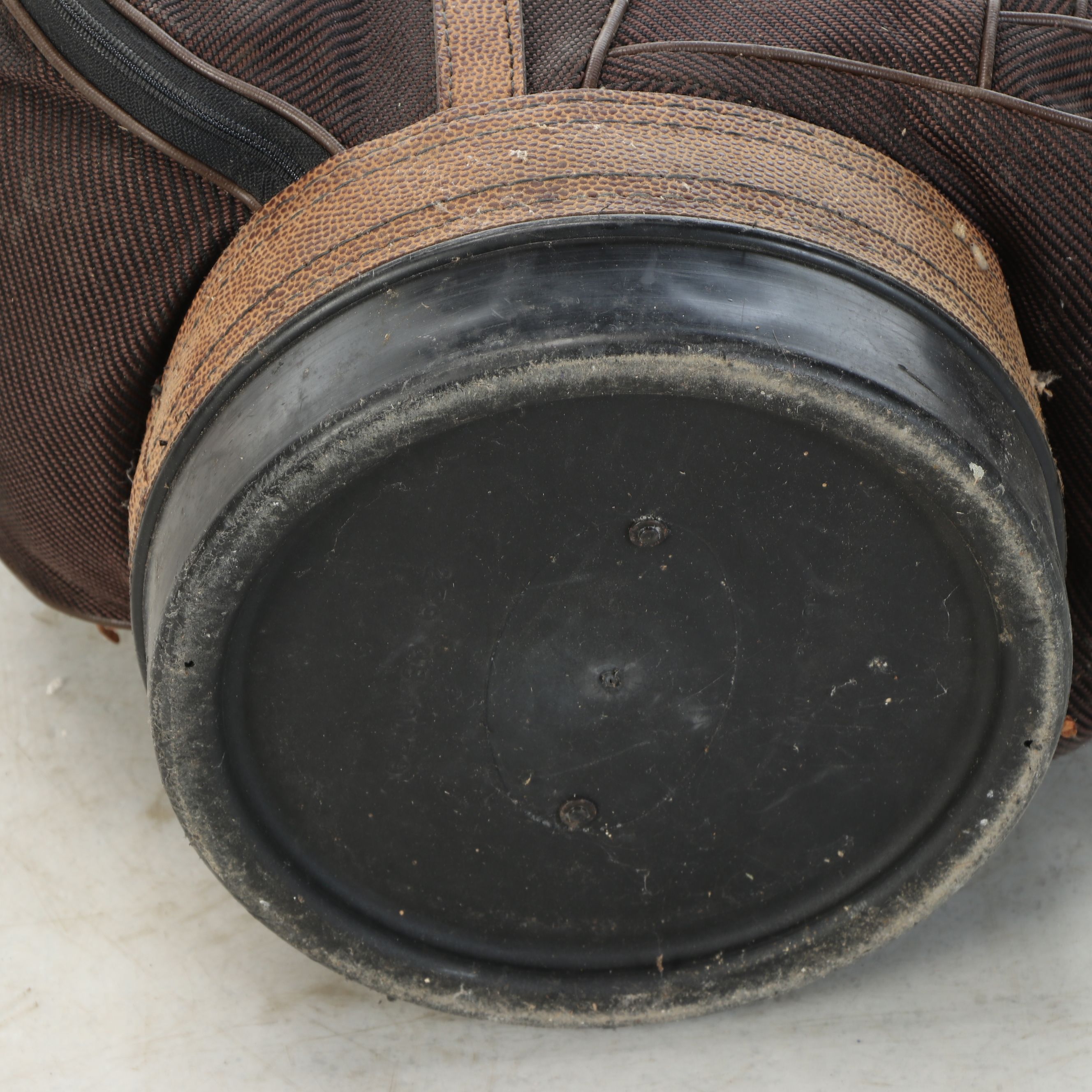 Burton Customized Golf Bag with Callaway Women's Clubs