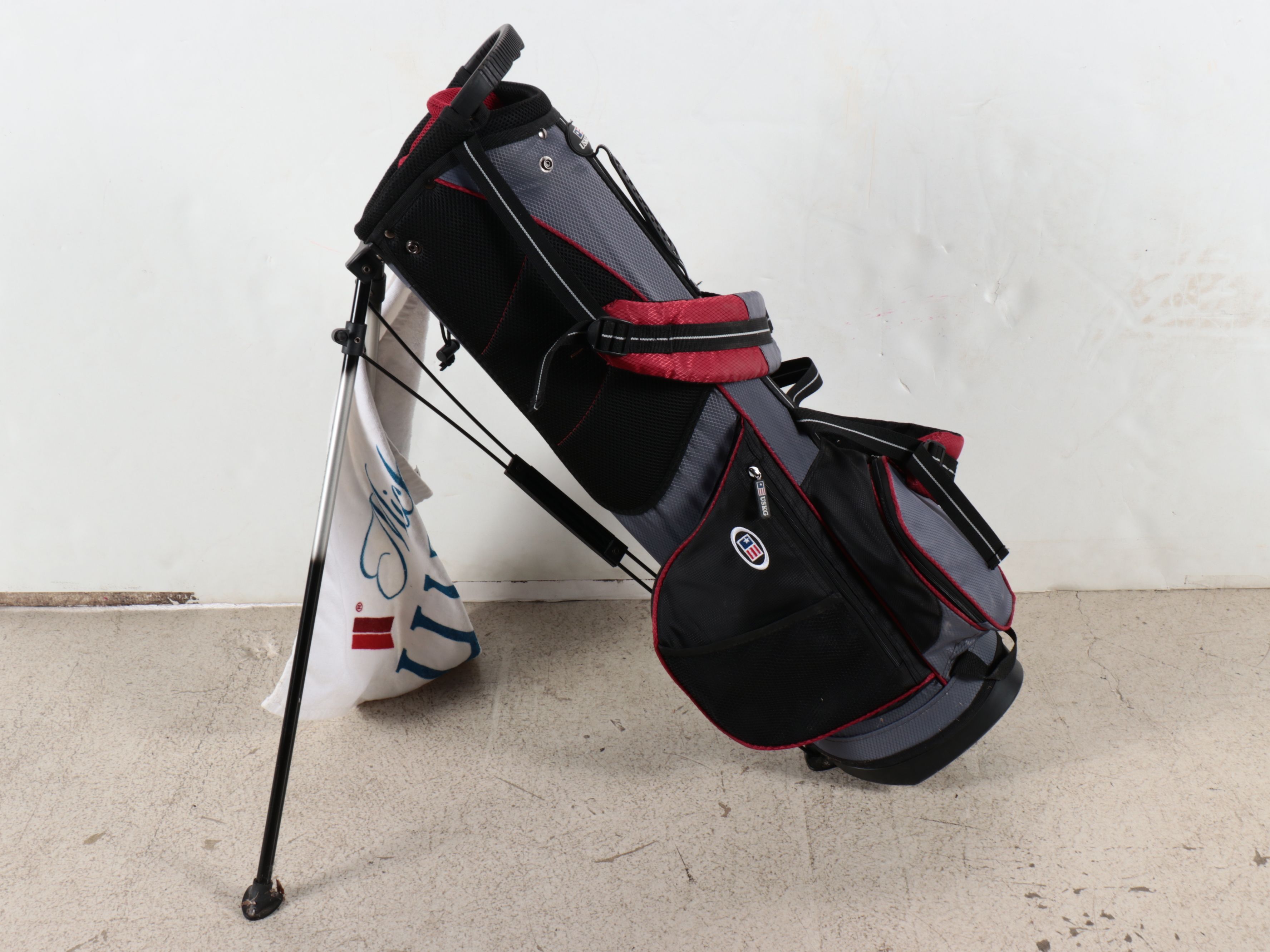 U.S. Kids Golf Bag with Ray Cook and Other Junior Clubs