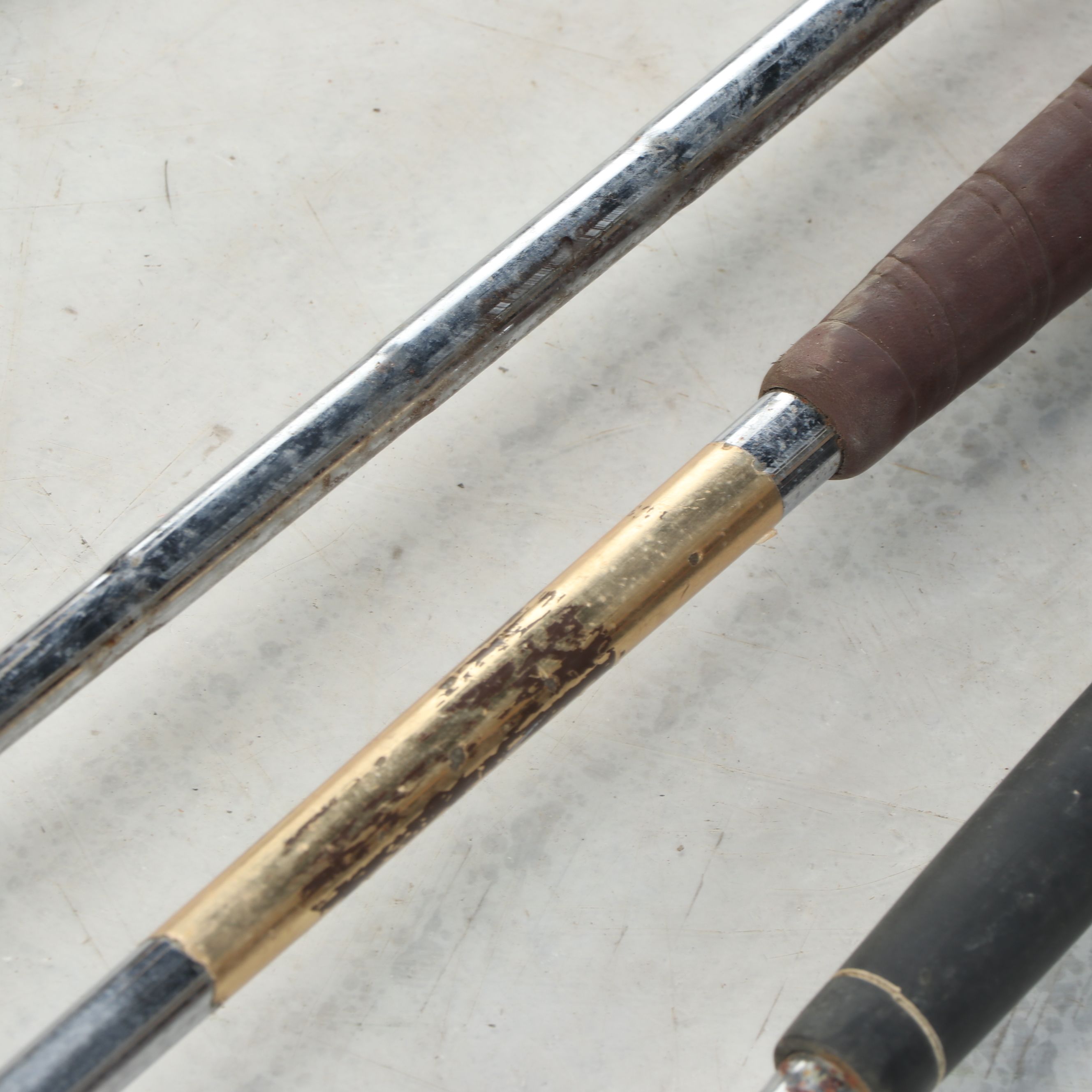 Palmer Customized Golf Bag with Wilson, Taylormade and More Golf Clubs