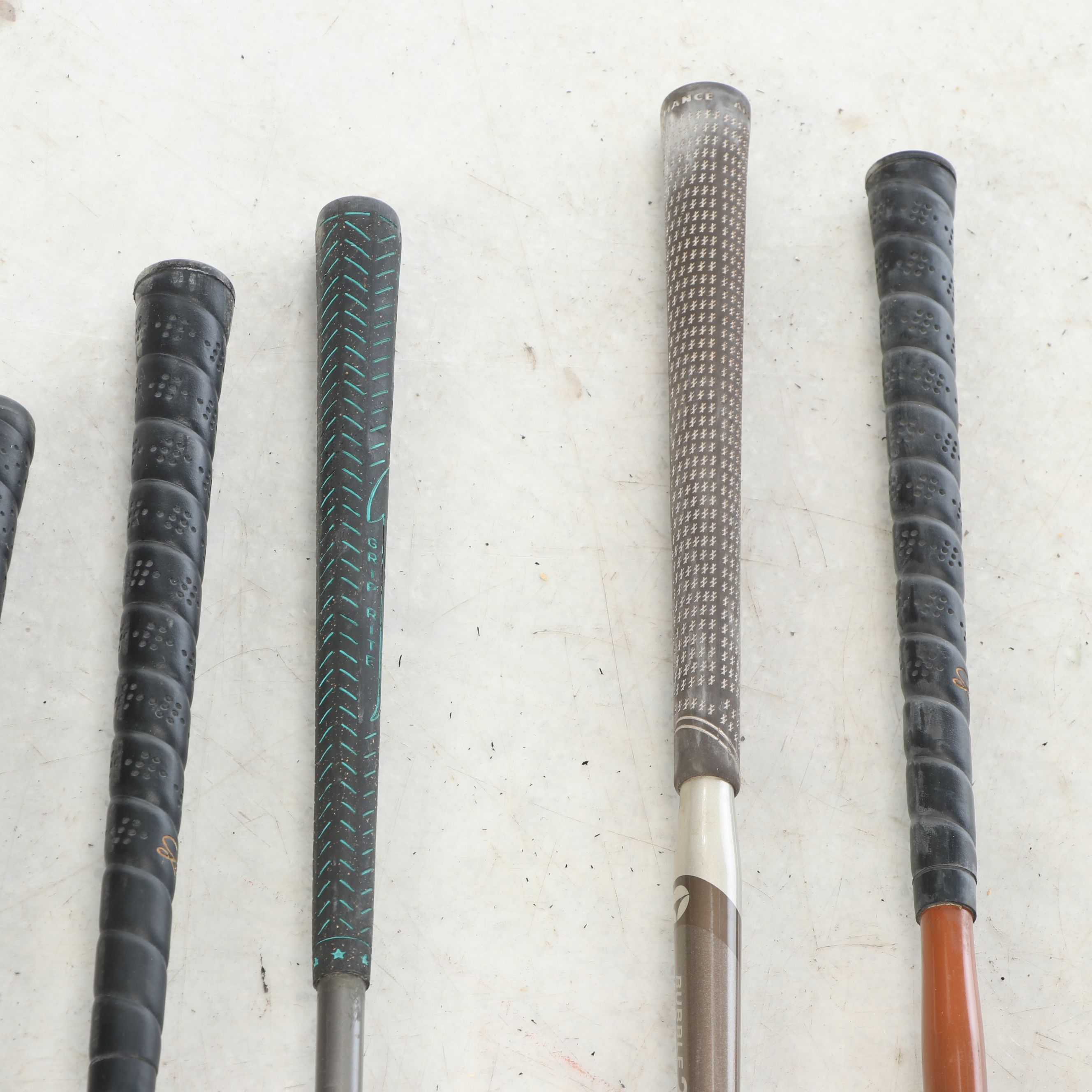 Palmer Customized Golf Bag with Wilson, Taylormade and More Golf Clubs