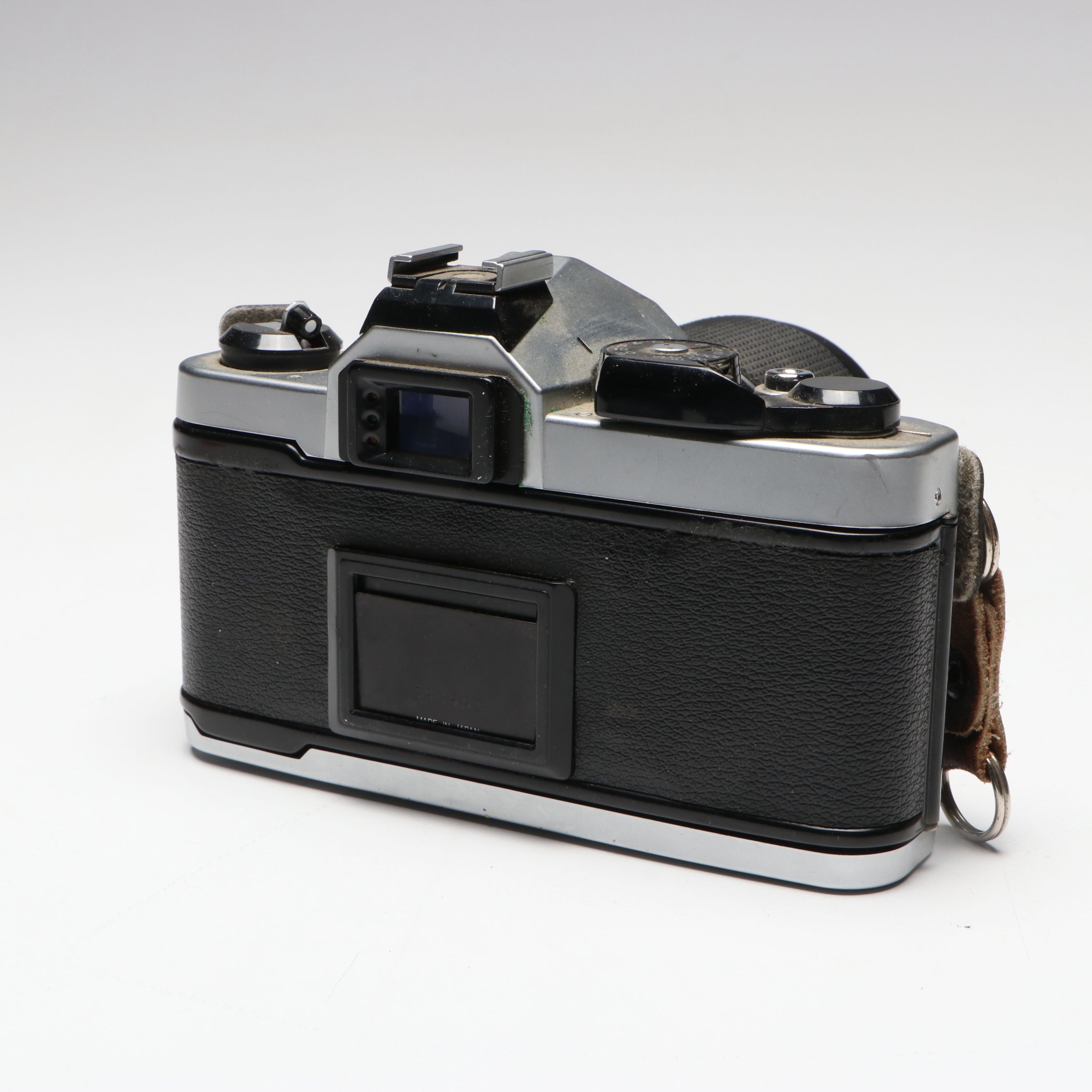 Mamiya/Sekor MSX 500 with Vivitar 75–260mm f/4.5 Telephoto Lens and More