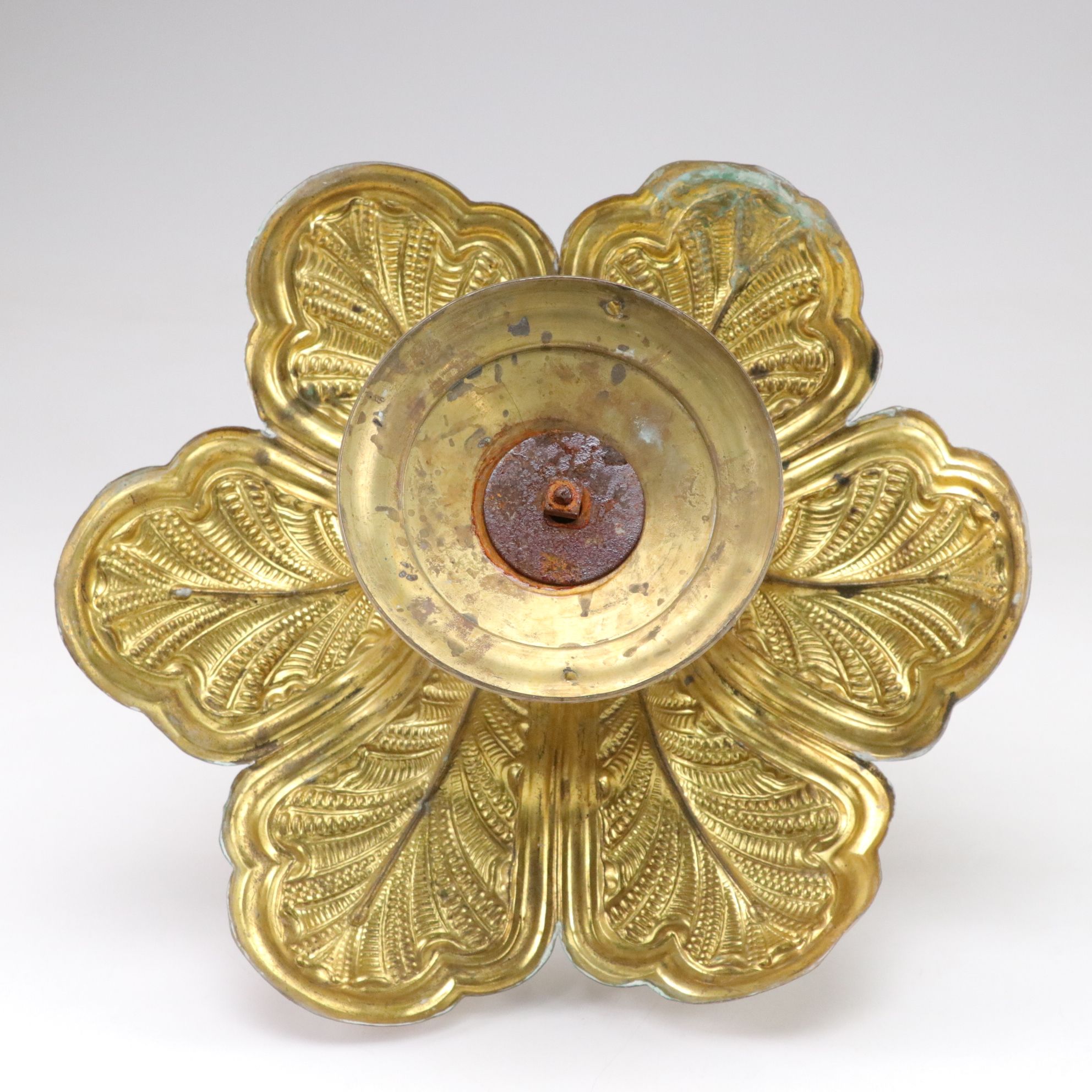 Brass Finish Embossed Relief Copper Lotus Flower Centerpieces