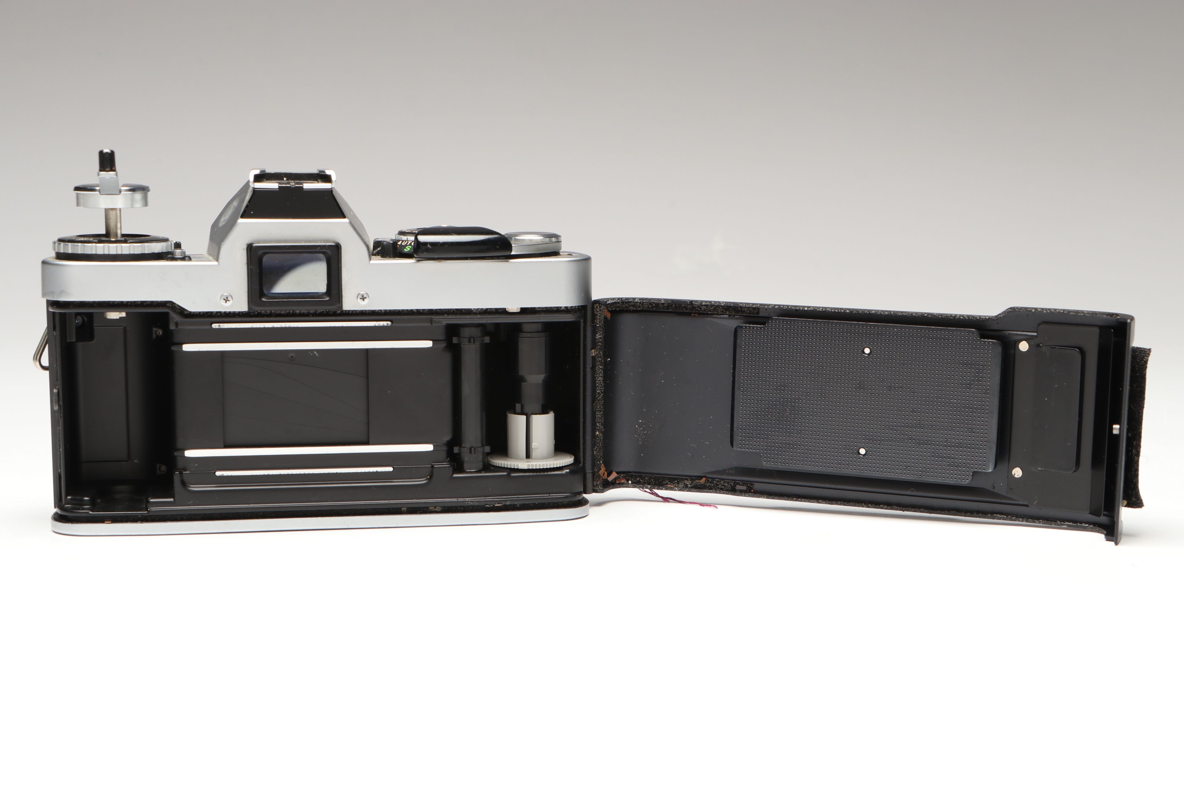 Minolta XD5 Camera, Rolev Magi-Glas Skylight Lens and More Camera Lenses