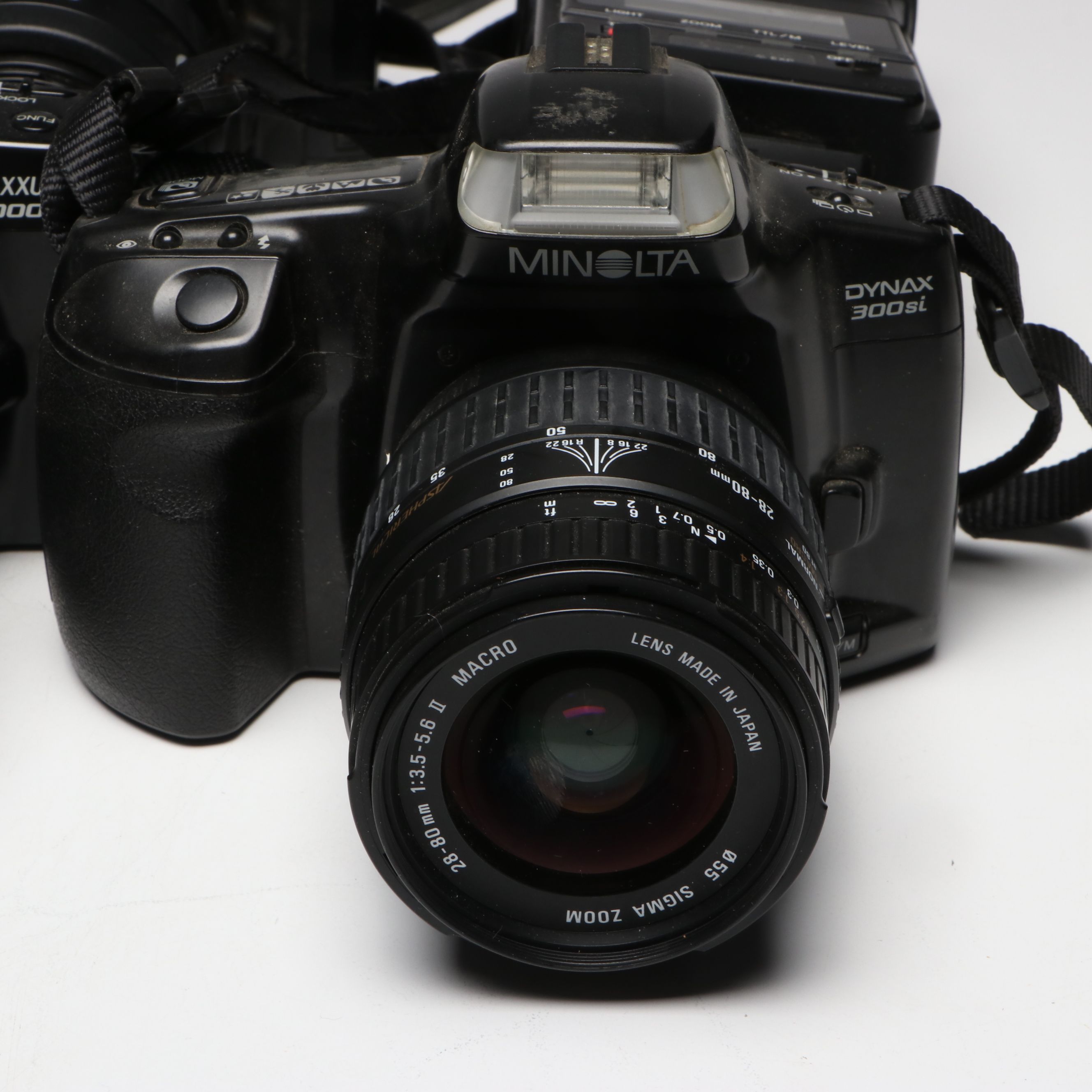 Minolta Maxxum SLR Film Cameras, Late 20th Century