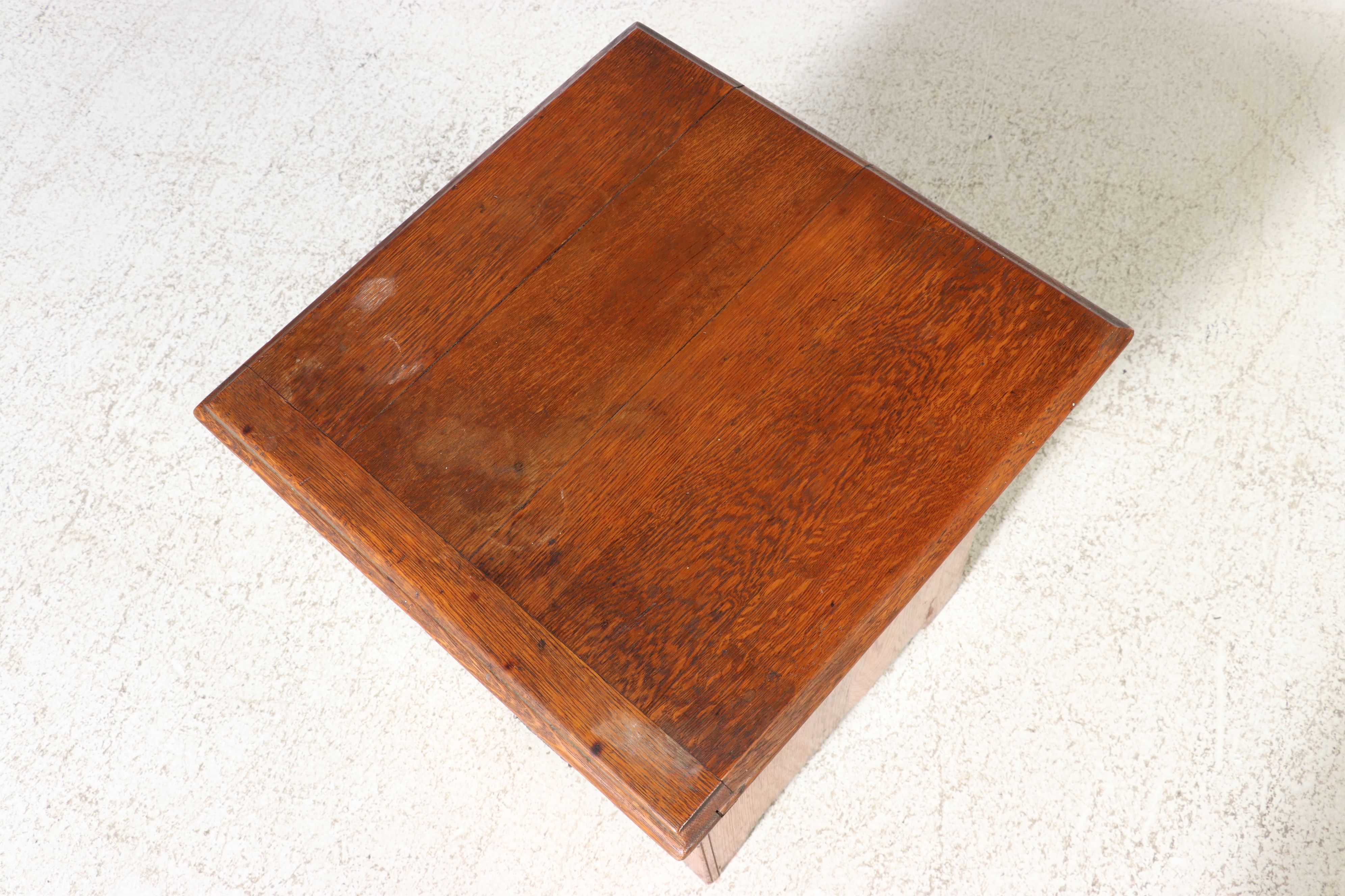 American Late Victorian Oak Three-Drawer Chest, Late 19th Century
