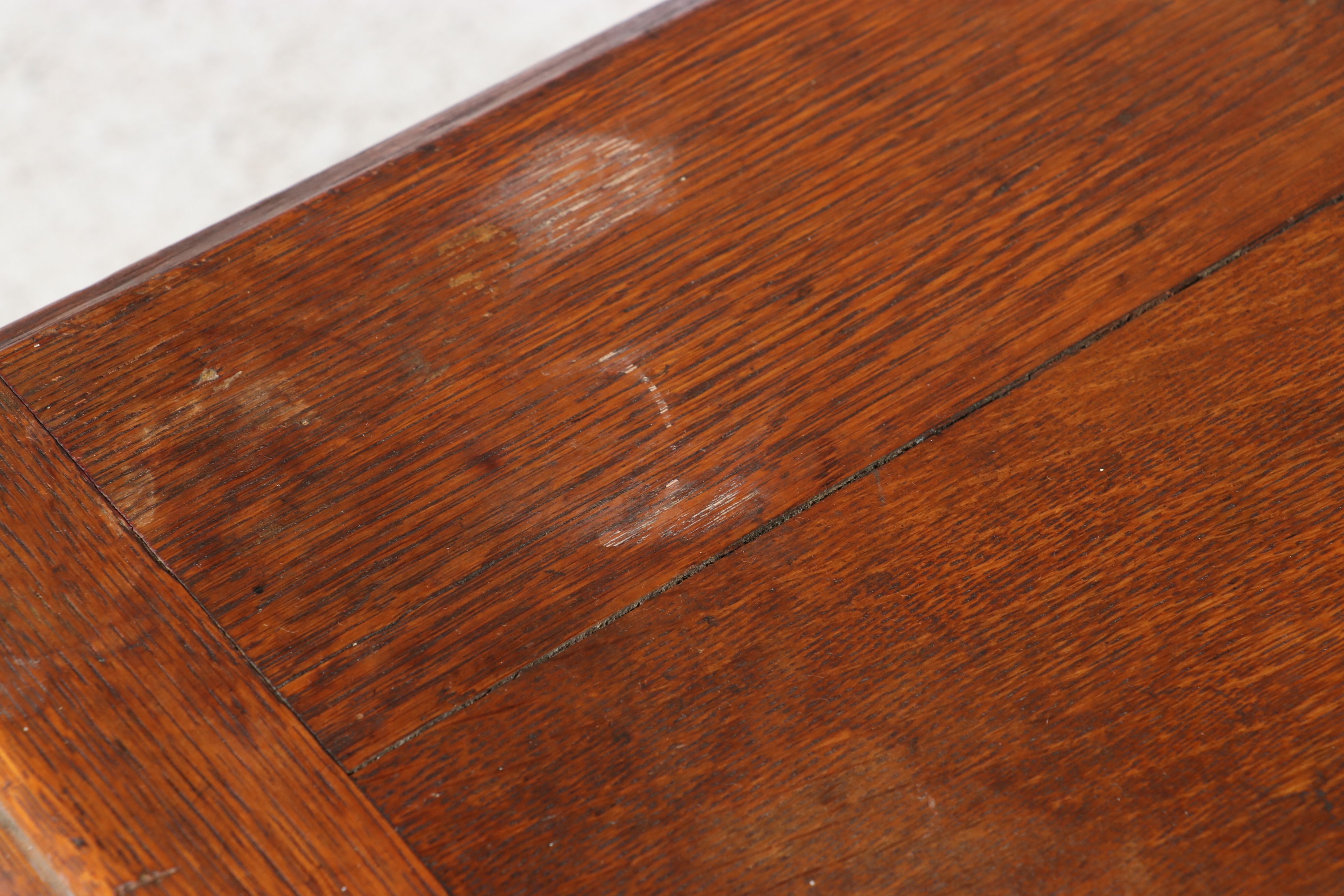 American Late Victorian Oak Three-Drawer Chest, Late 19th Century