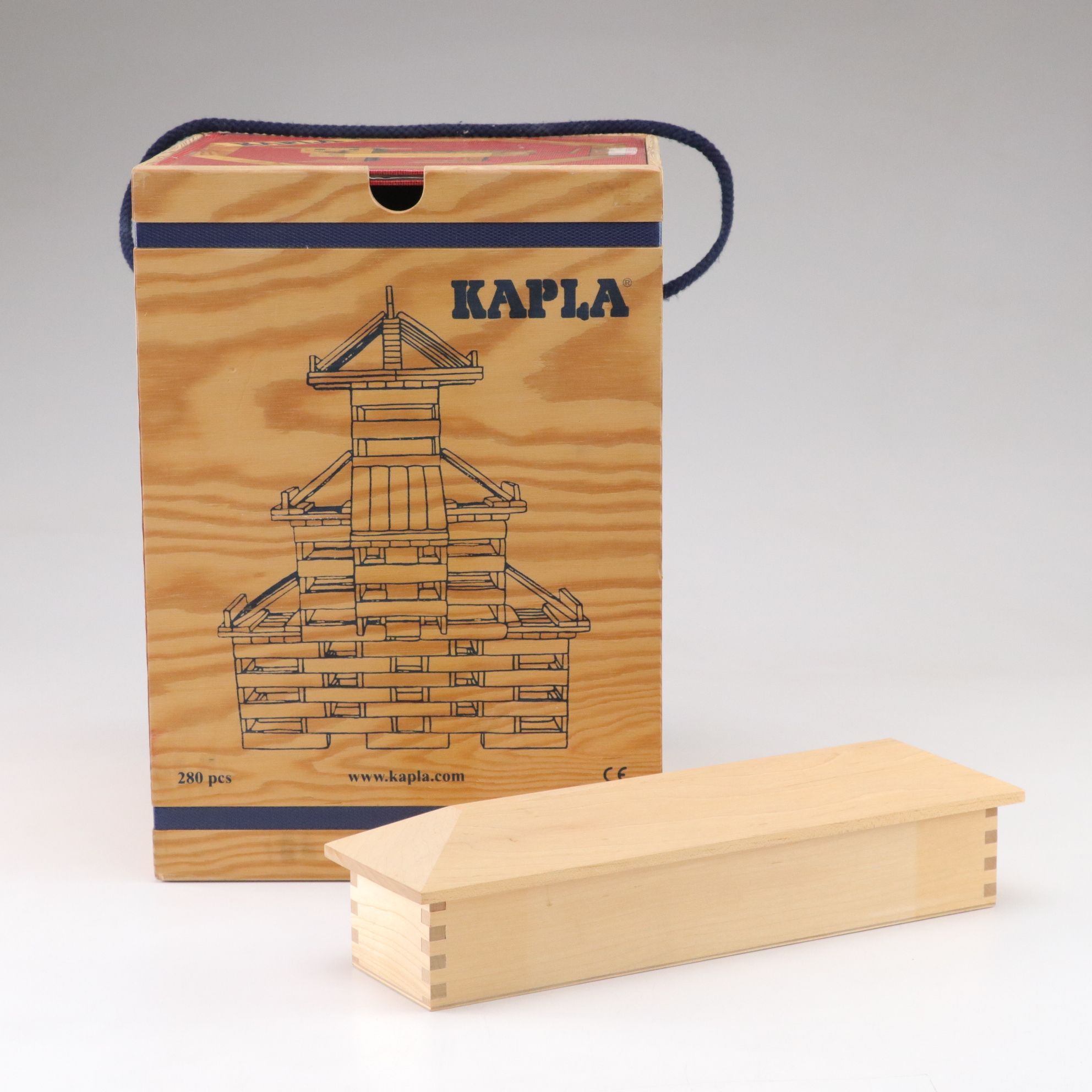 KAPLA Construction Set with "L'art Kapla" Book and More
