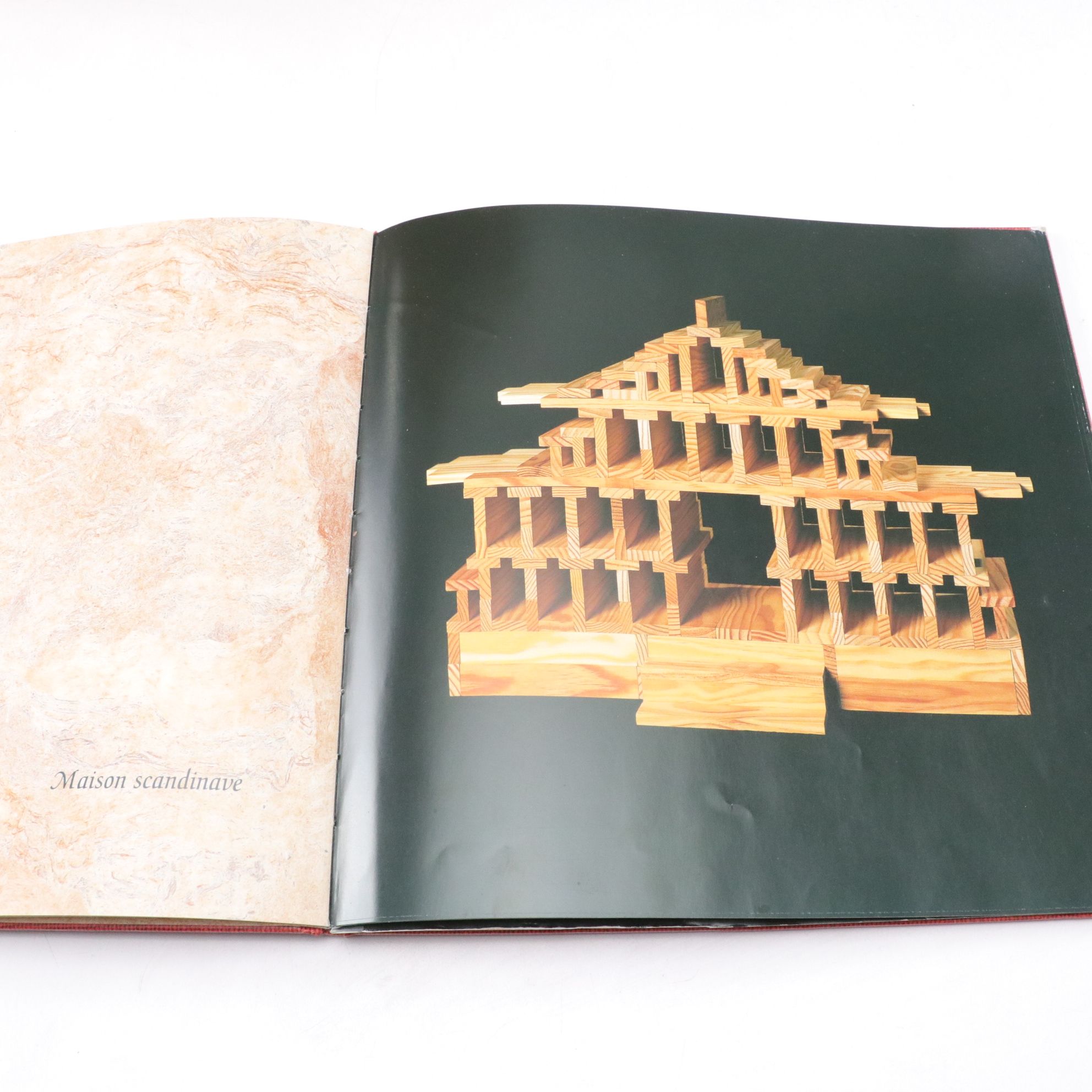 KAPLA Construction Set with "L'art Kapla" Book and More