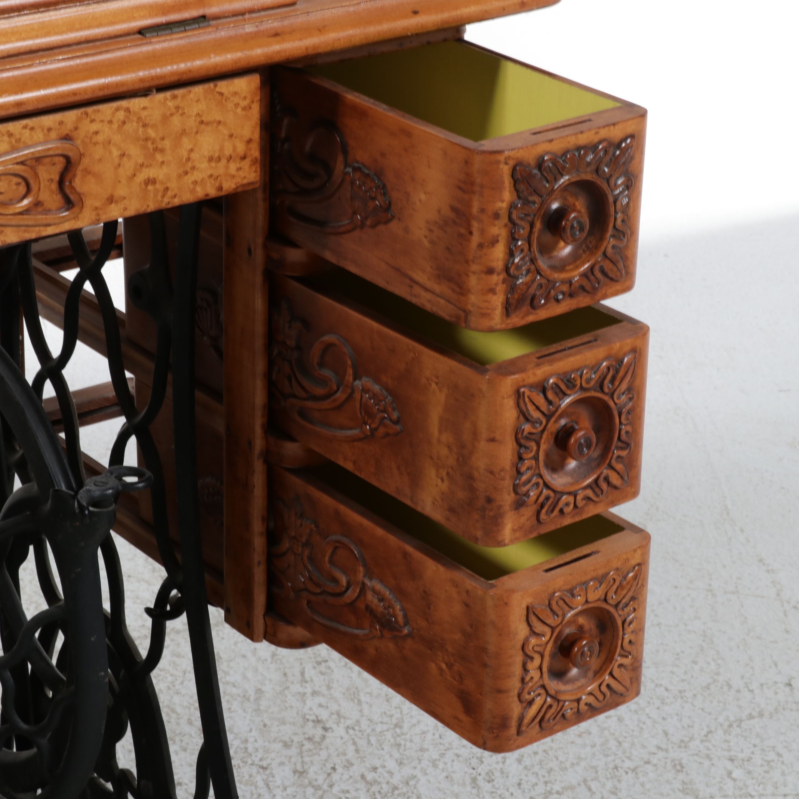 Singer Oak and Cast Iron Treadle Sewing Cabinet, Early 20th Century