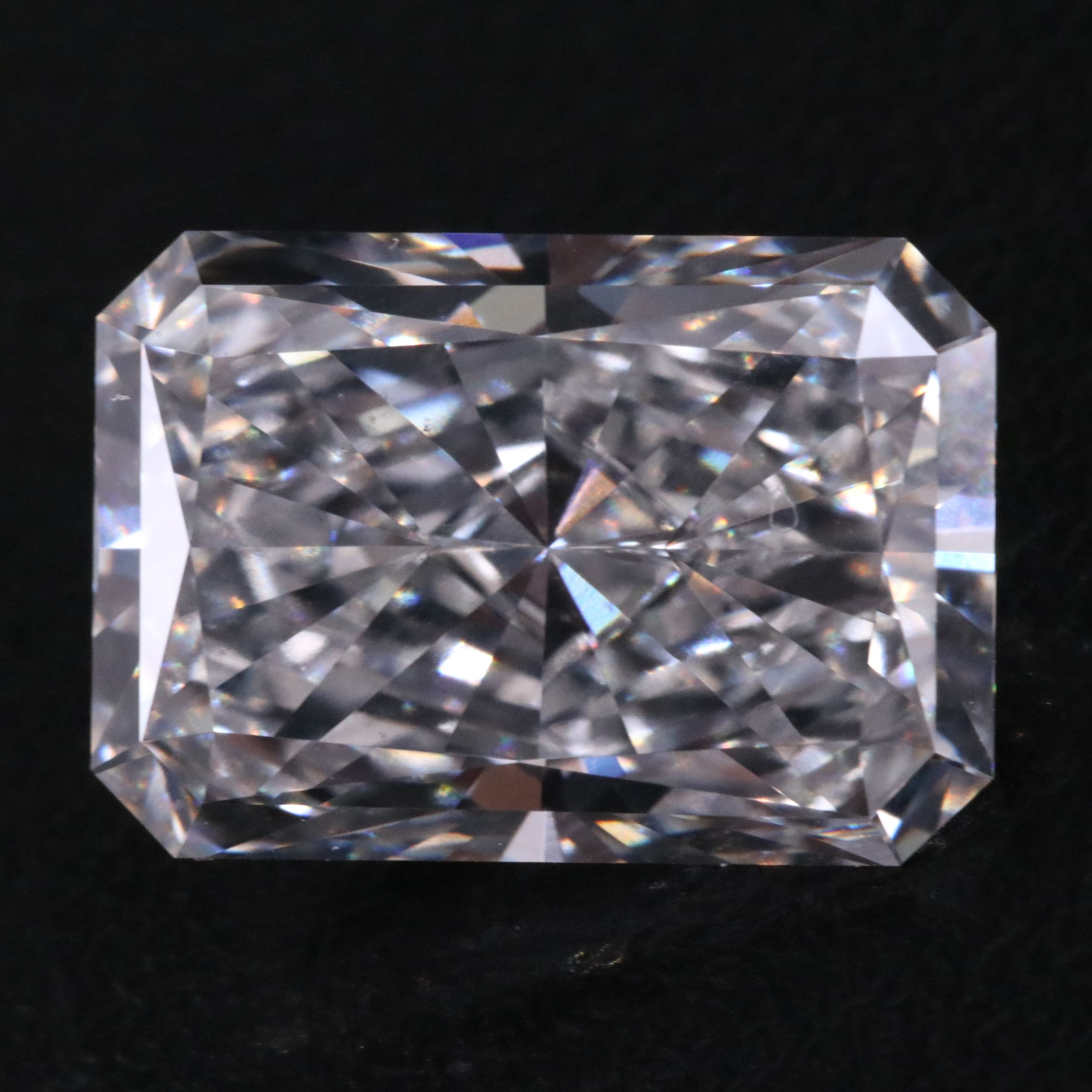 Loose 6.11 CT Lab Grown Diamond with IGI Report