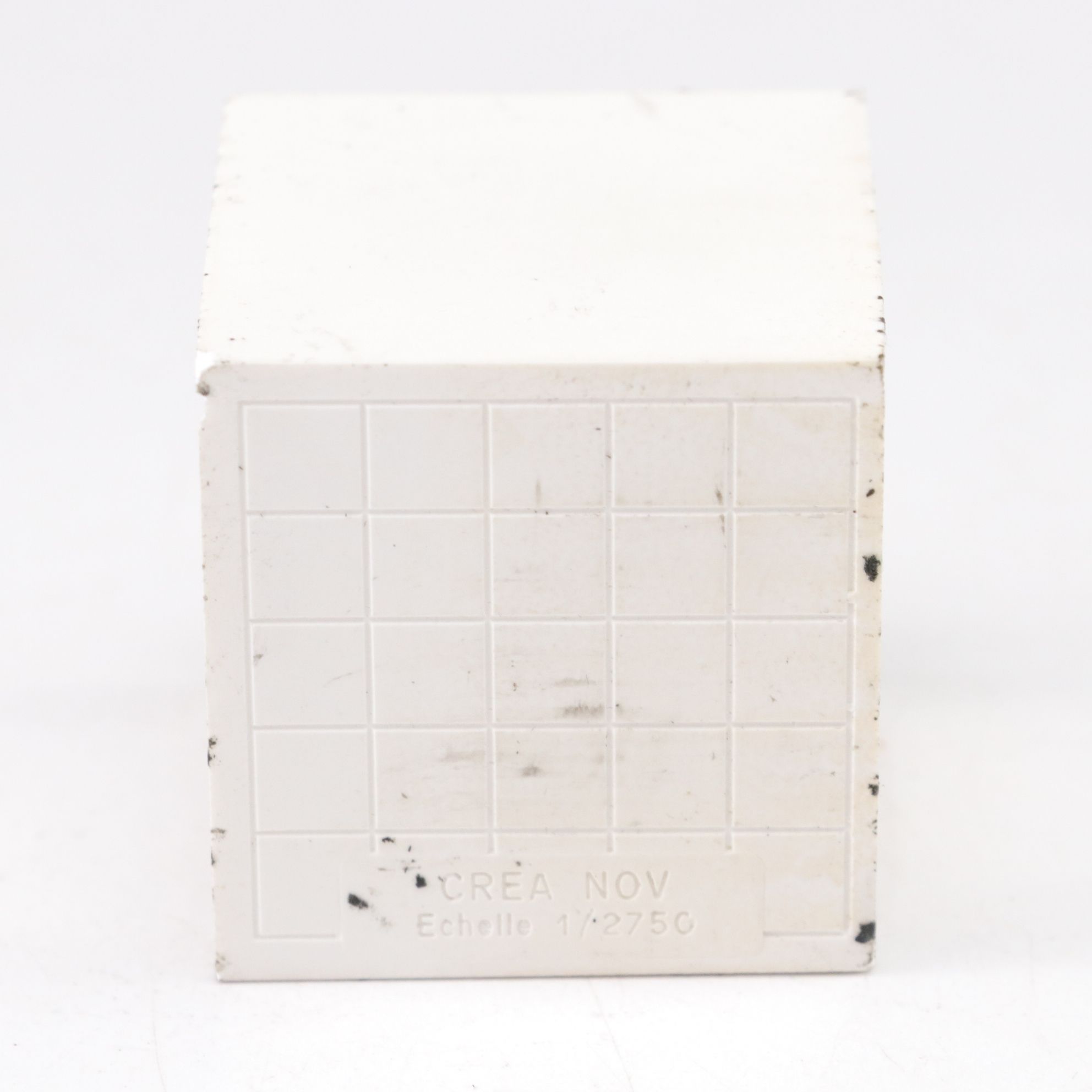 Souvenir Eiffel Tower Accent Lamps, Figurines, Cruet Bottles and More