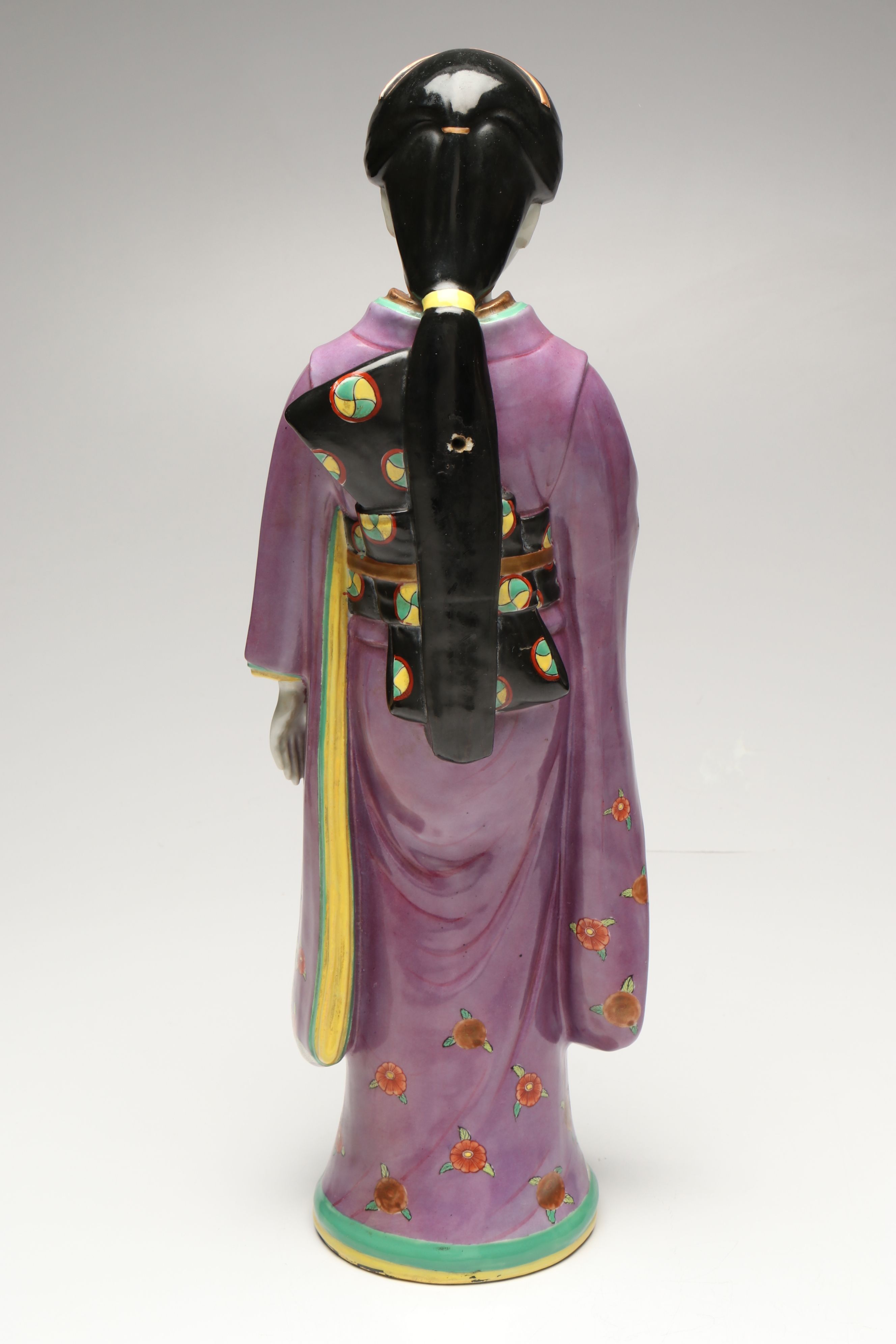 Chinese Famille Rose Guanyin and Fu Xing with Japanese Woman Figurine