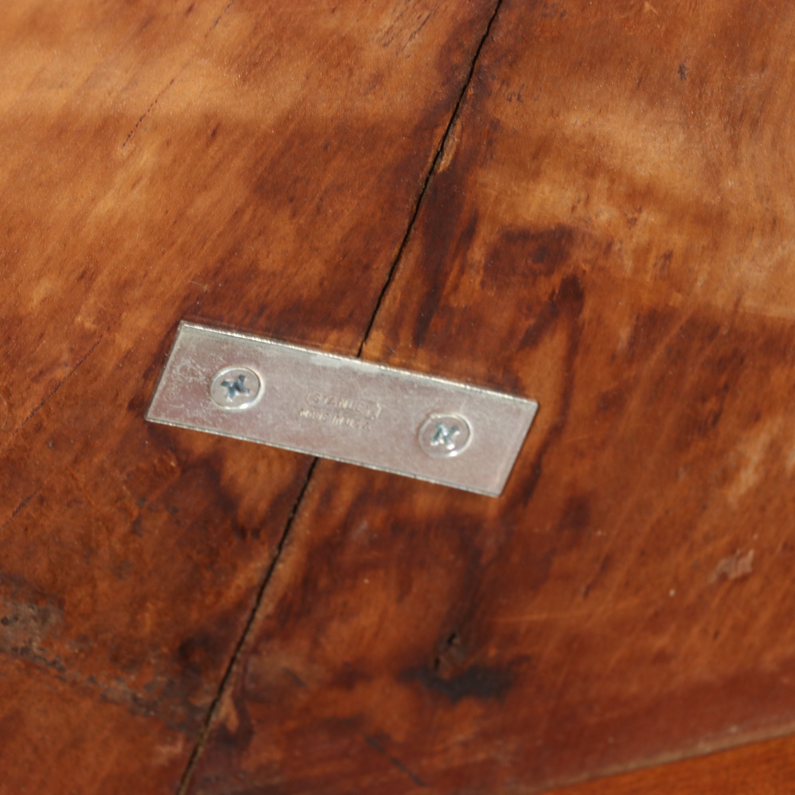 American Victorian Pine Spool-Turned Center Table, Mid to Late 19th Century
