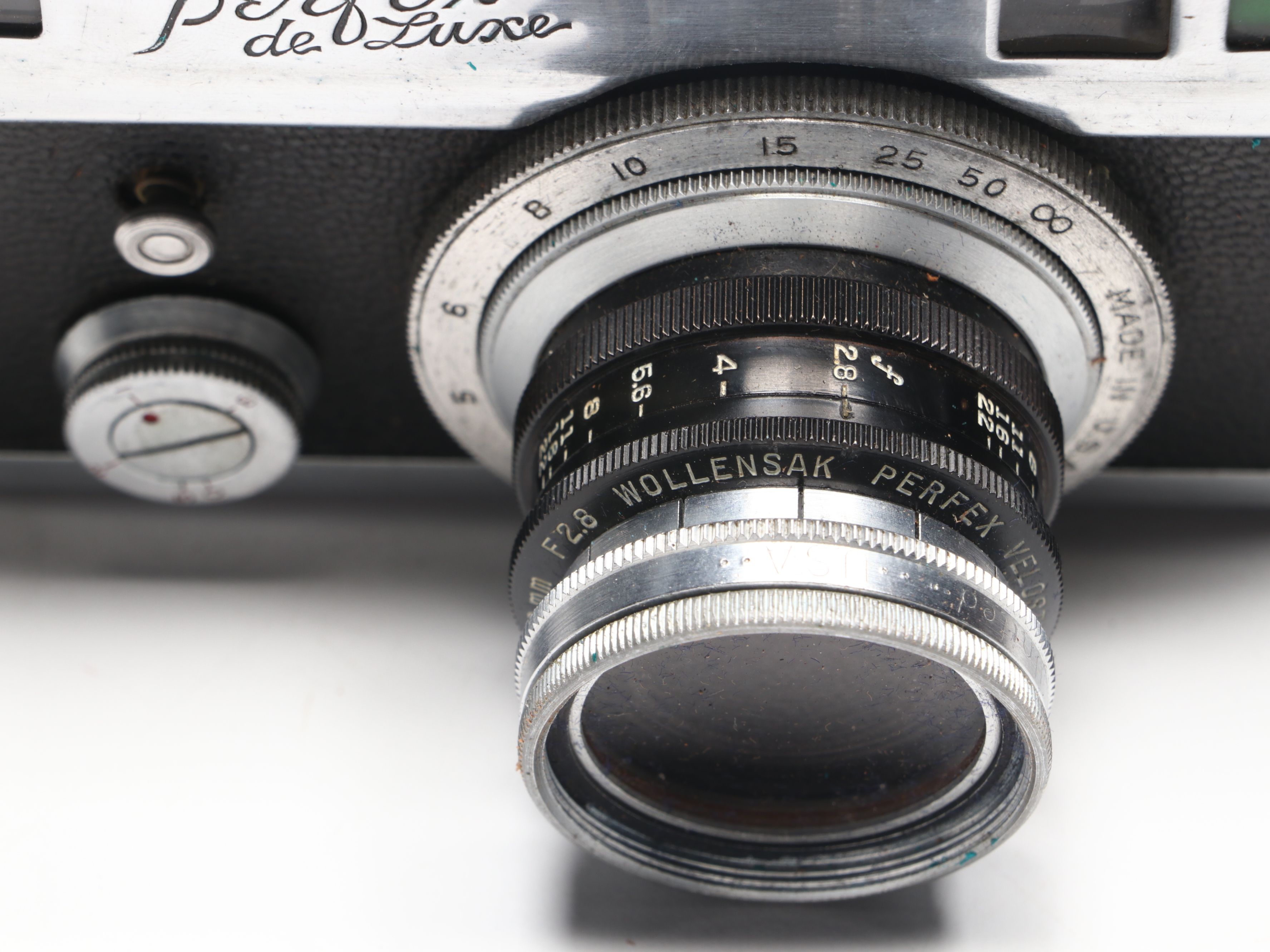 Detrola HW, Whitehouse Beacon and More Mid-20th Century Cameras