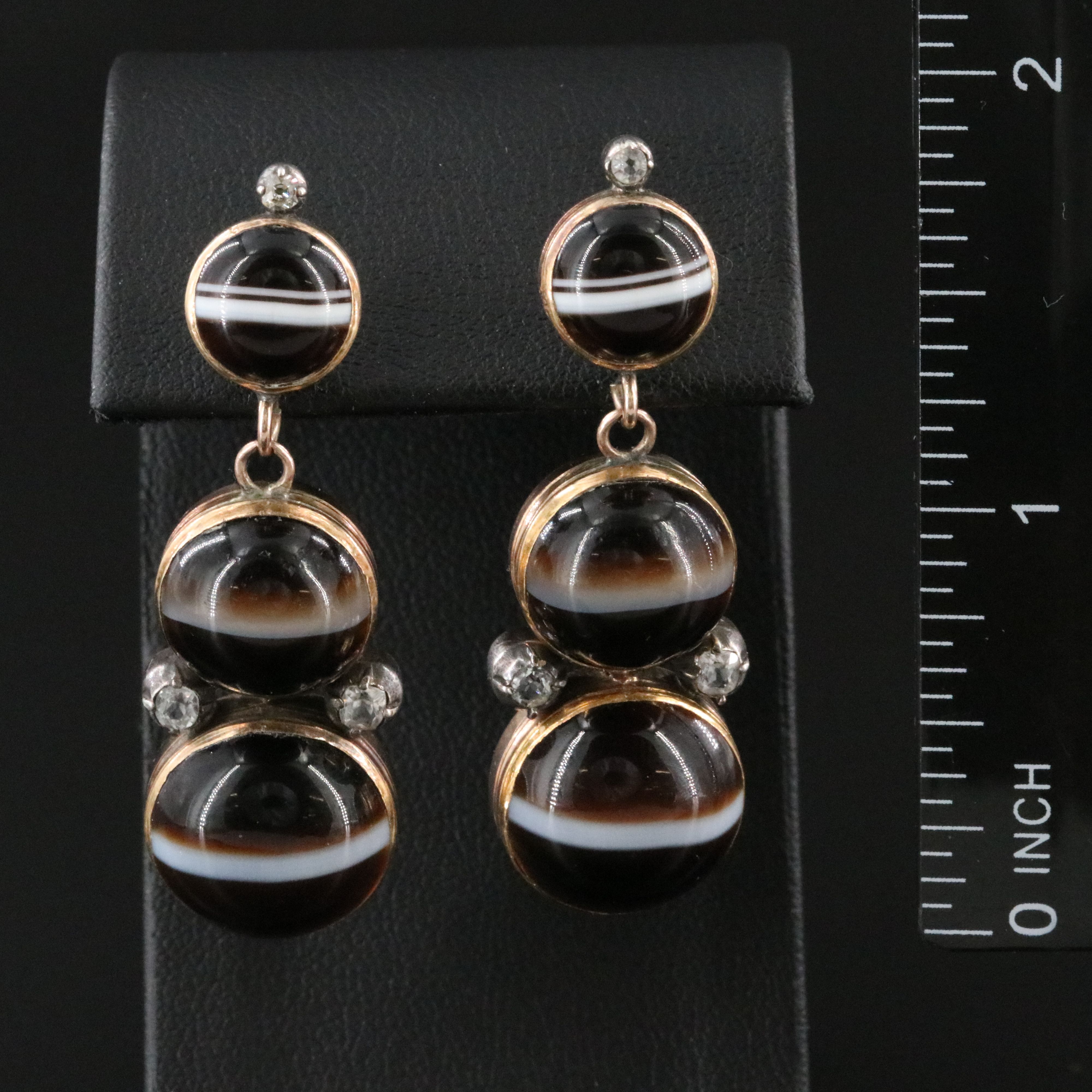 Victorian 14K Agate Tiered Earrings