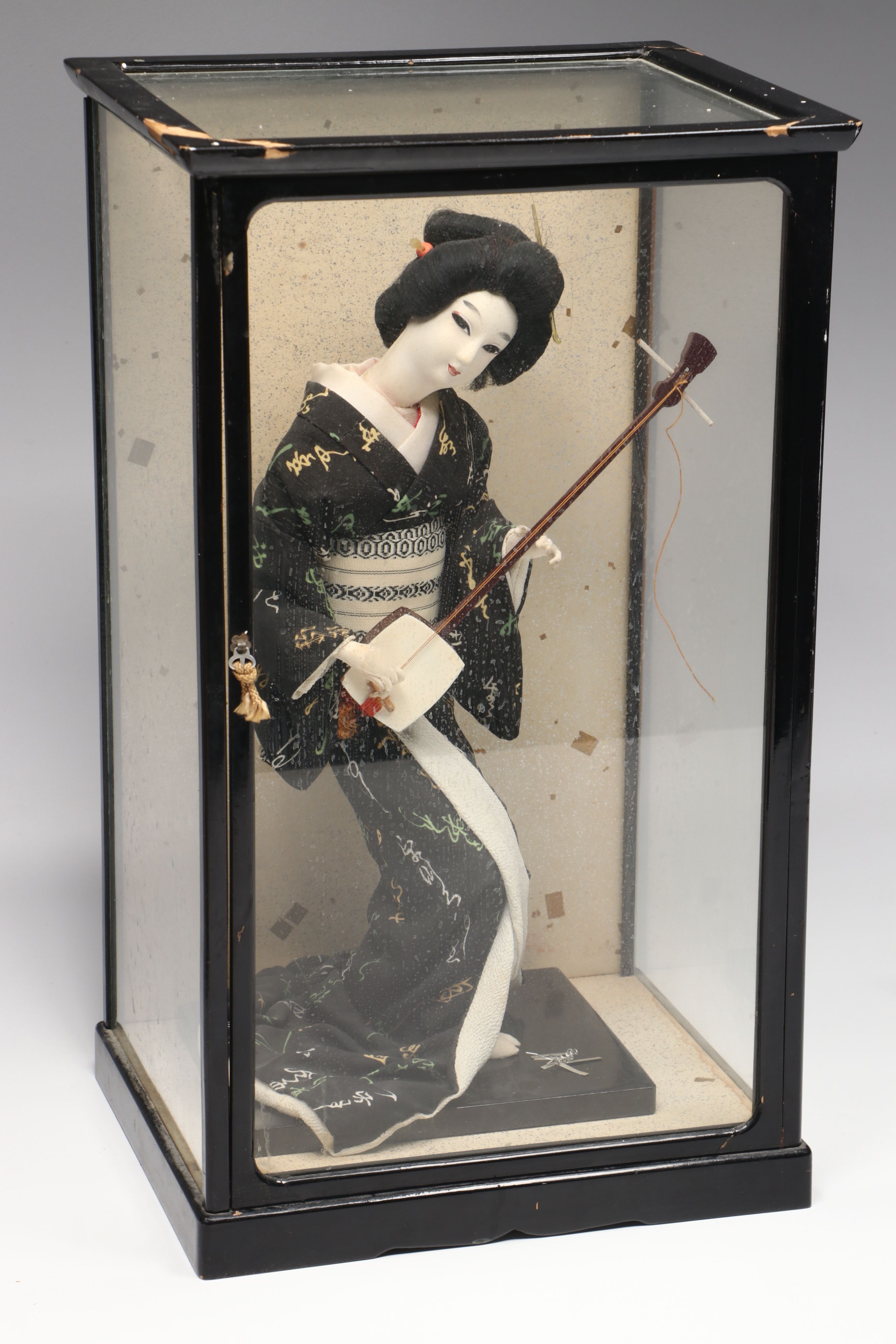 Japanese Women Dressed in Kimono Fabric and Plaster Dolls