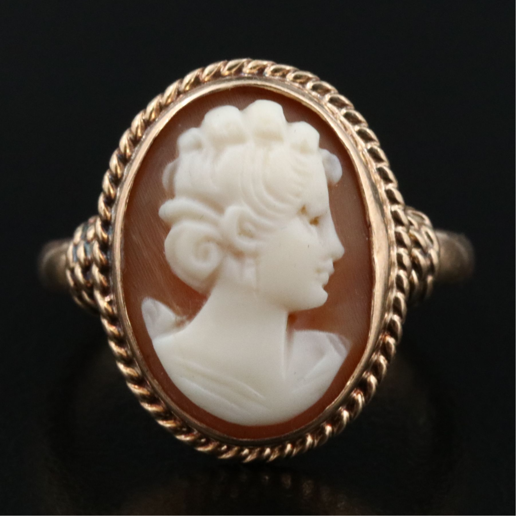 Vintage Church & Co. 14K Shell Cameo Ring with Box