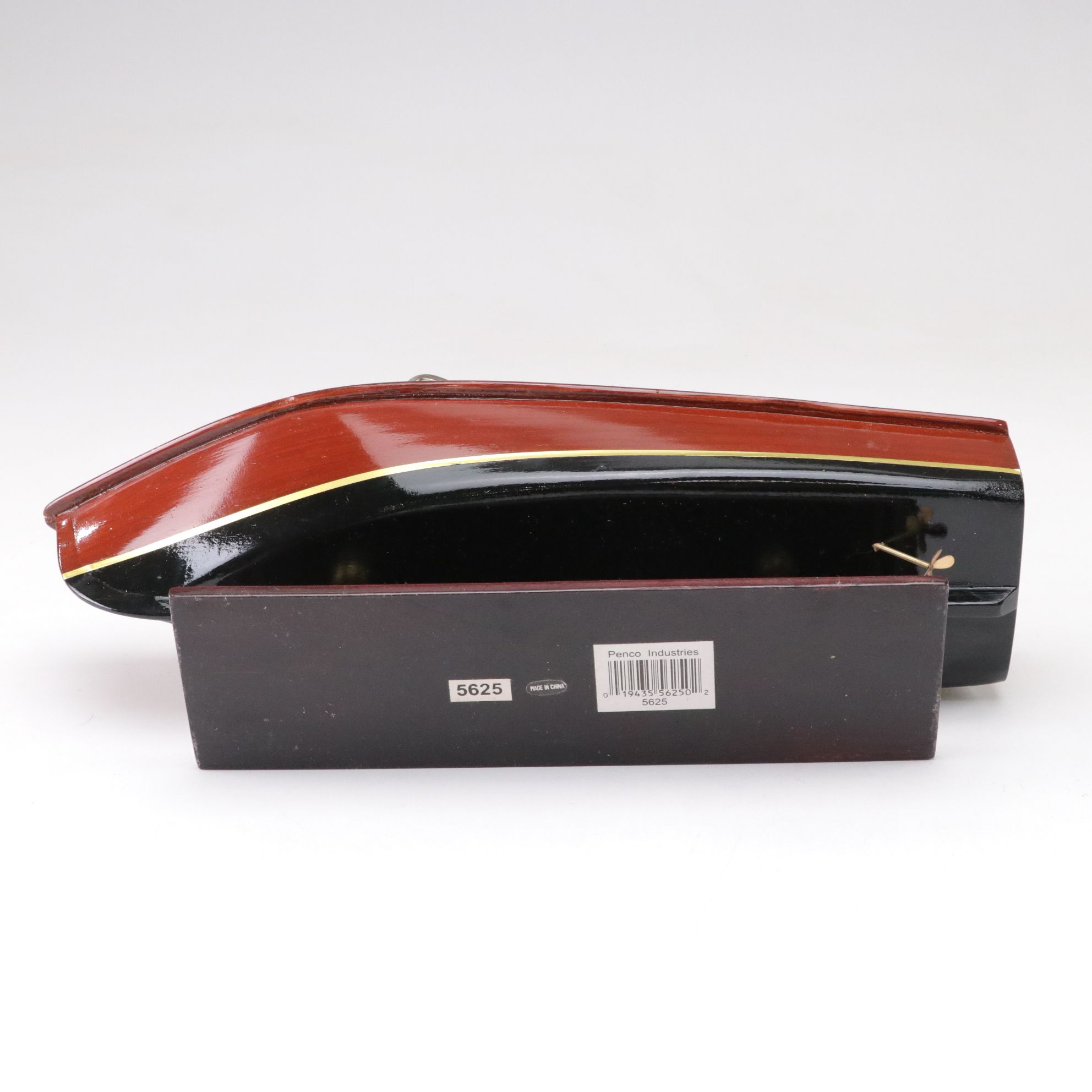 Barrel Back, Sail and Tug Boat Models and Toys