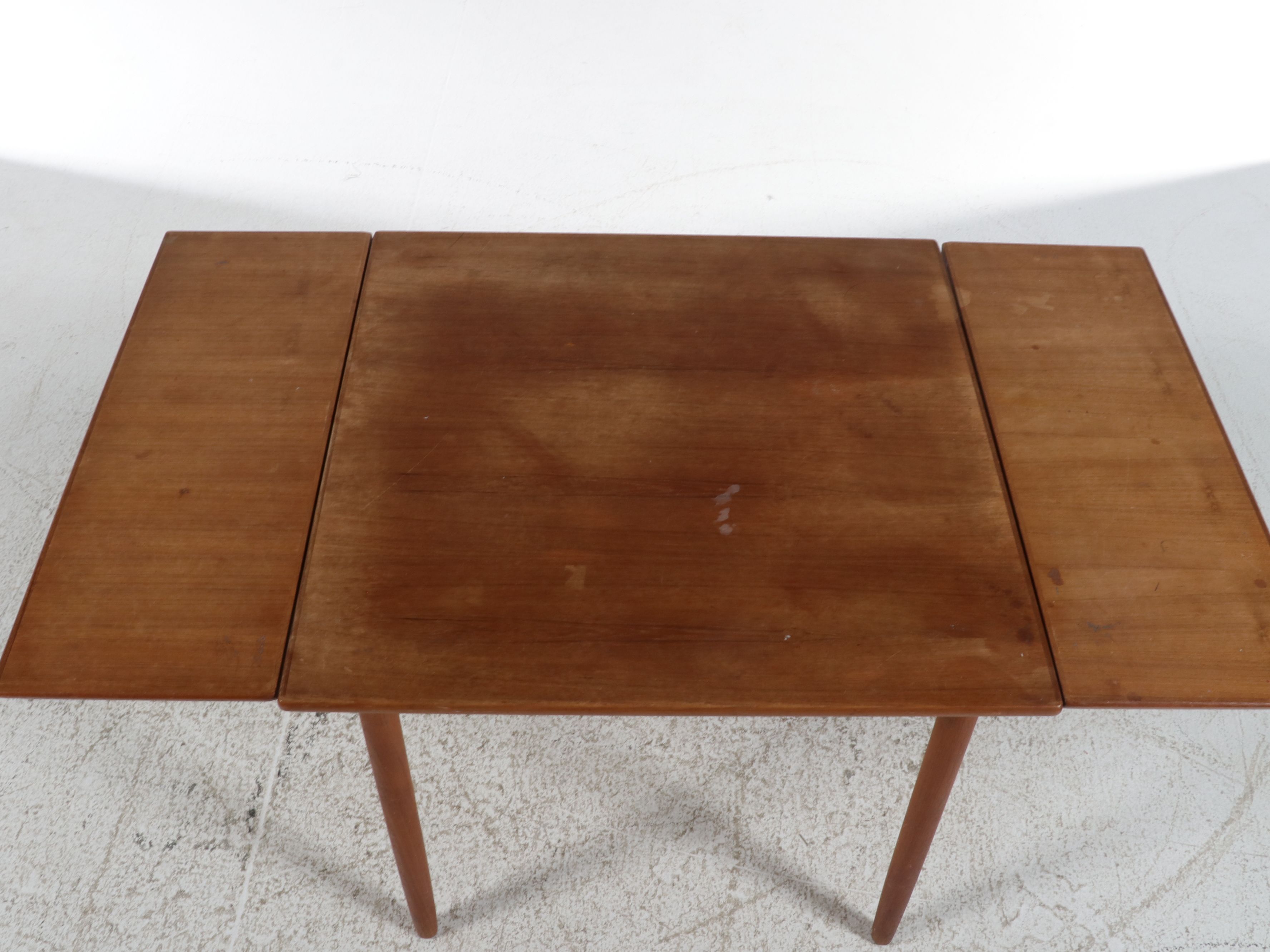 Mid Century Modern Dining Table