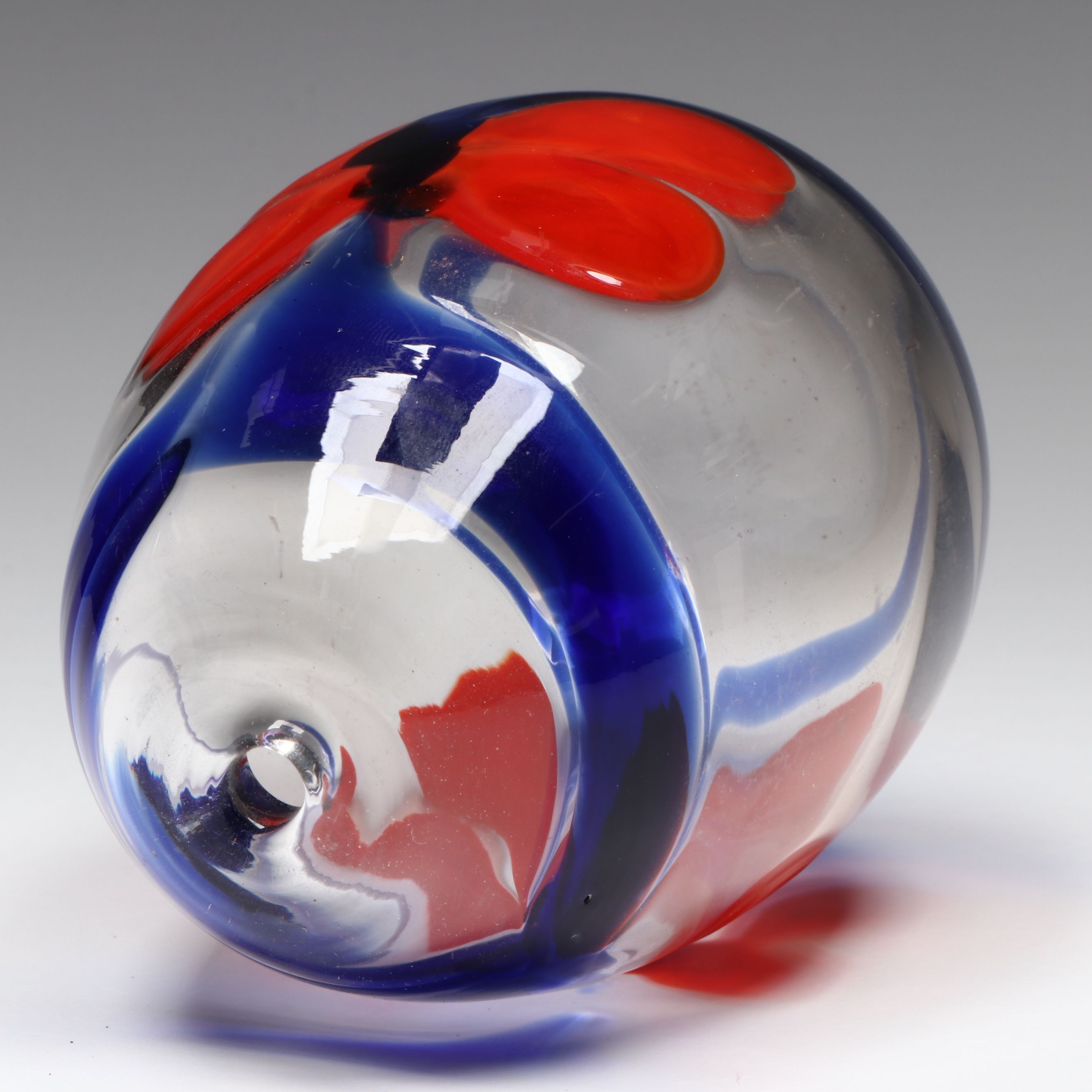 Kerttu Nurminen Finnish Art Glass Bud Vase