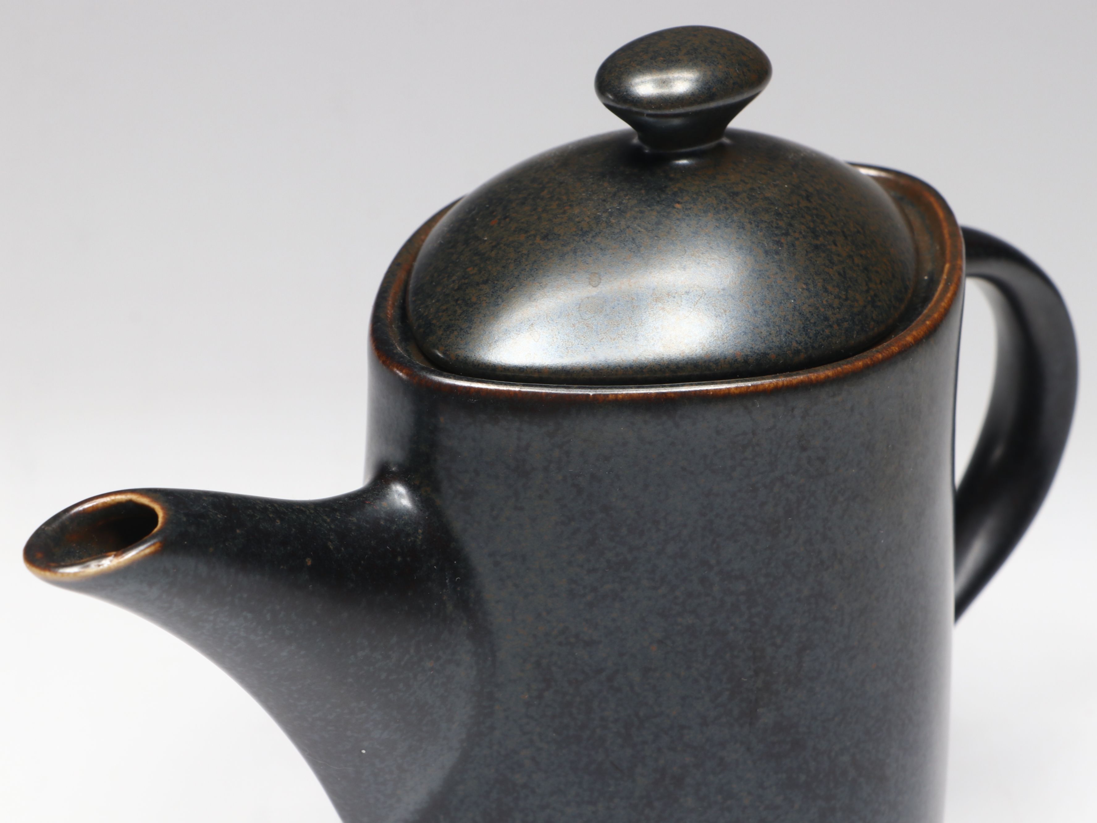 Lindt-Stymeist "Piano" Ceramic Teapot with Creamer and Sugar