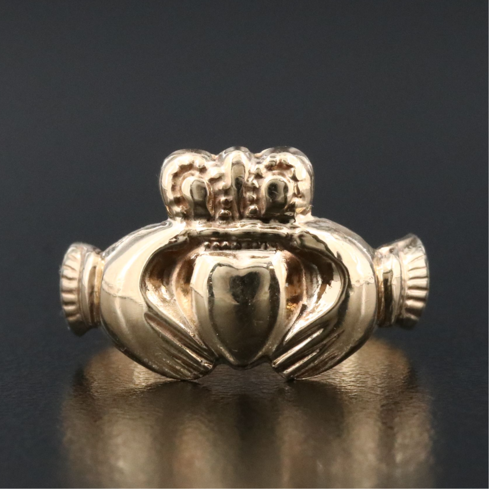 9K Claddagh Ring