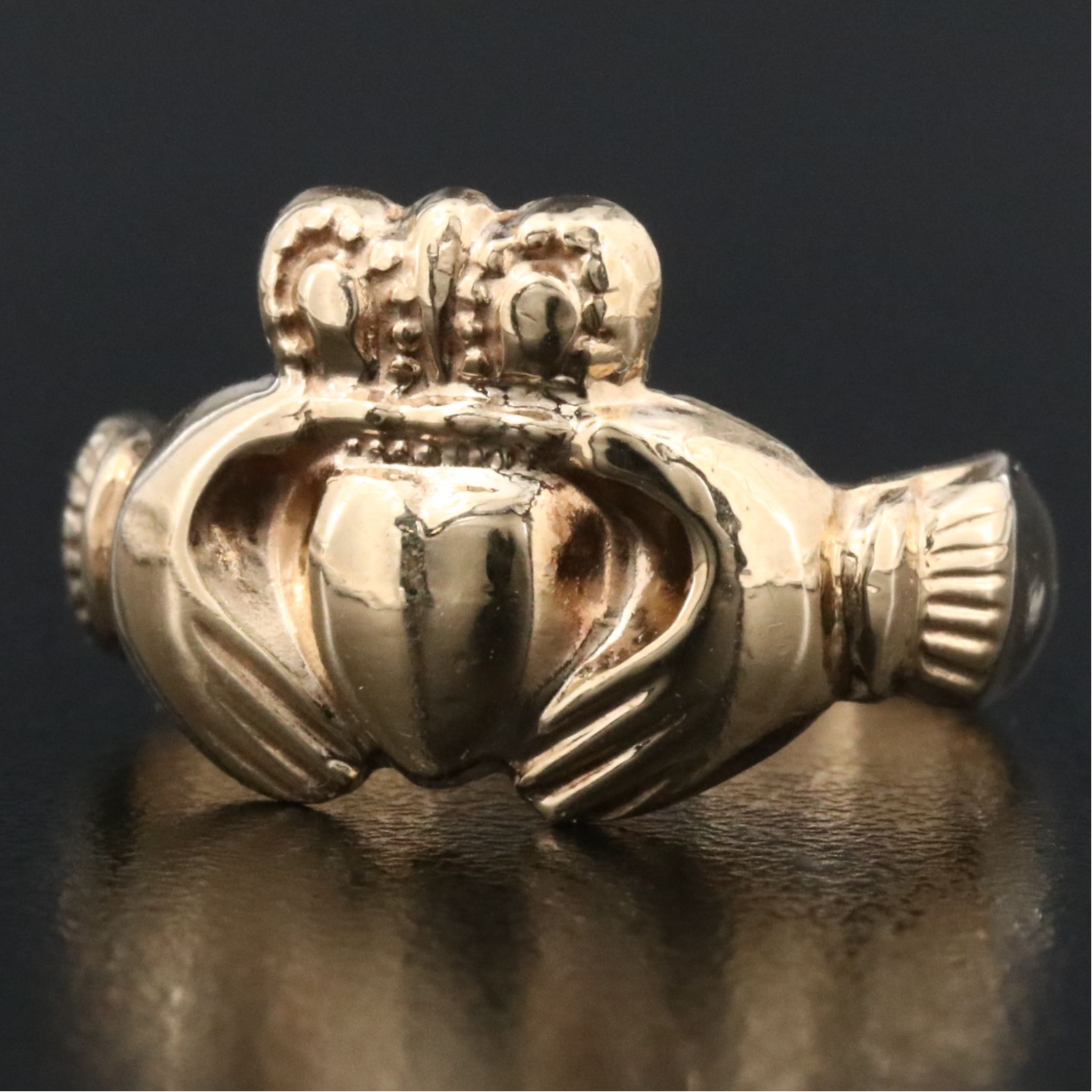 9K Claddagh Ring