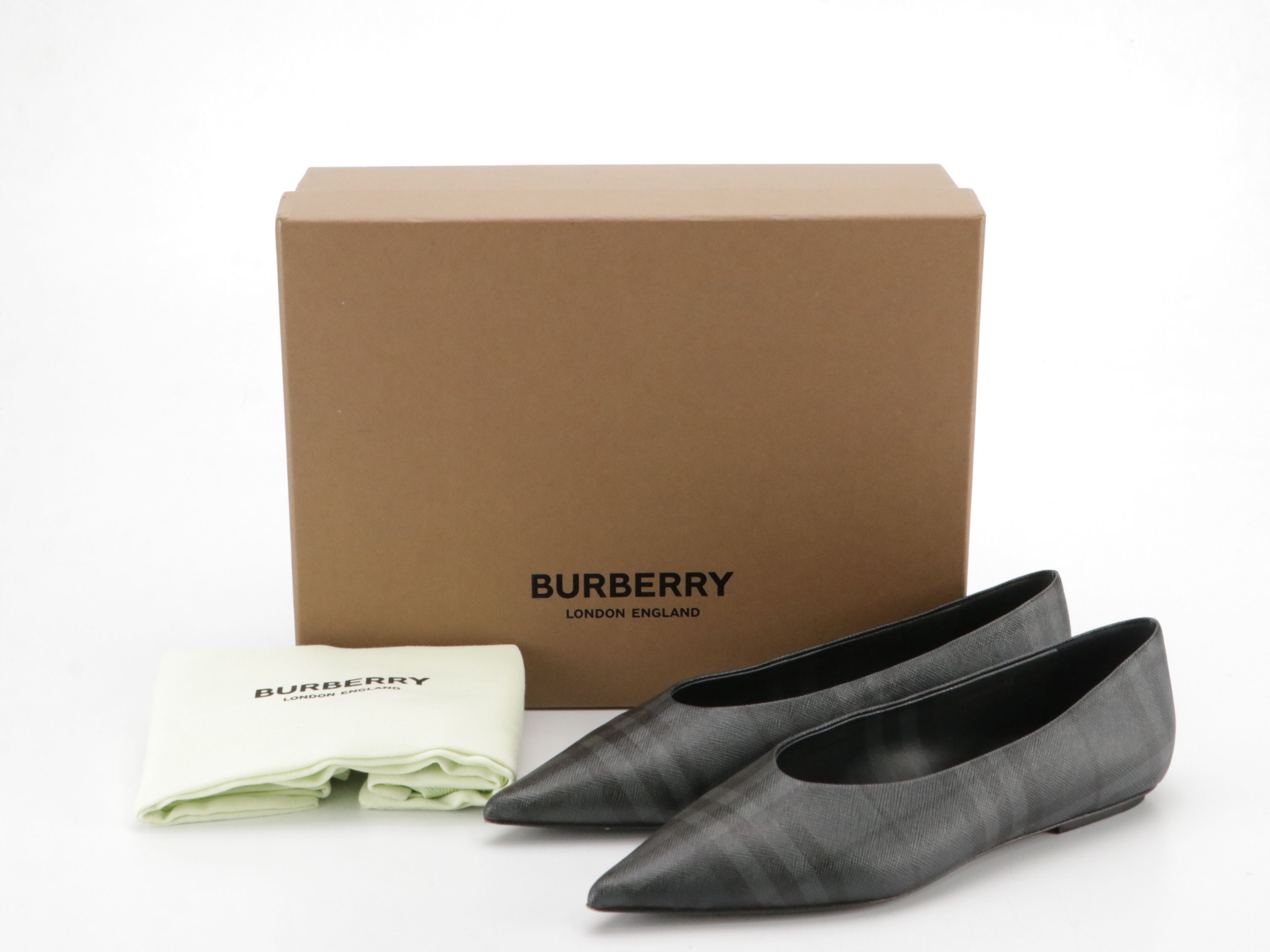 Burberry Madelina Charcoal Vintage Check Point-Toe Ballerina Flats w/ Tag & Box