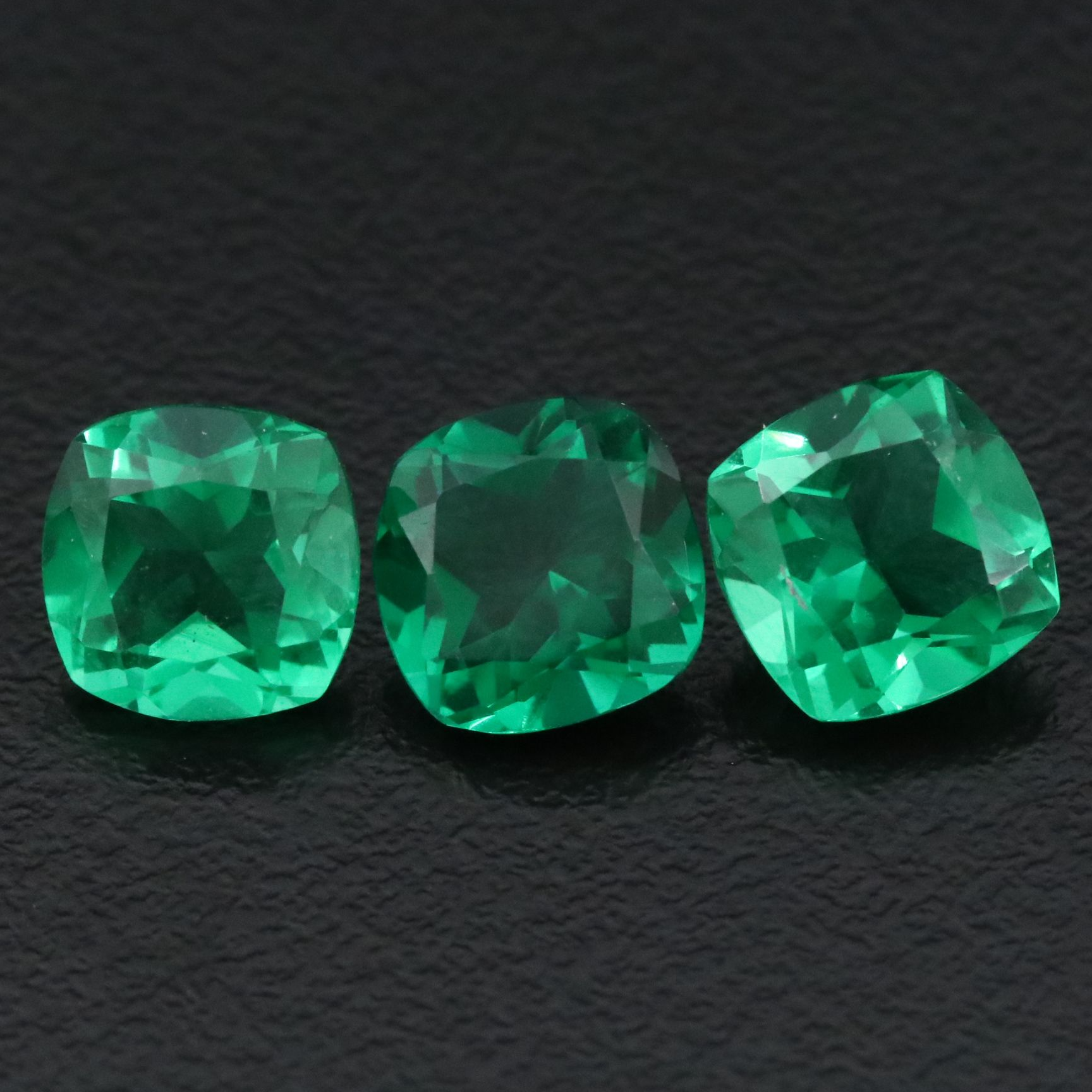 Loose 3.84 CTW Imitation Emeralds