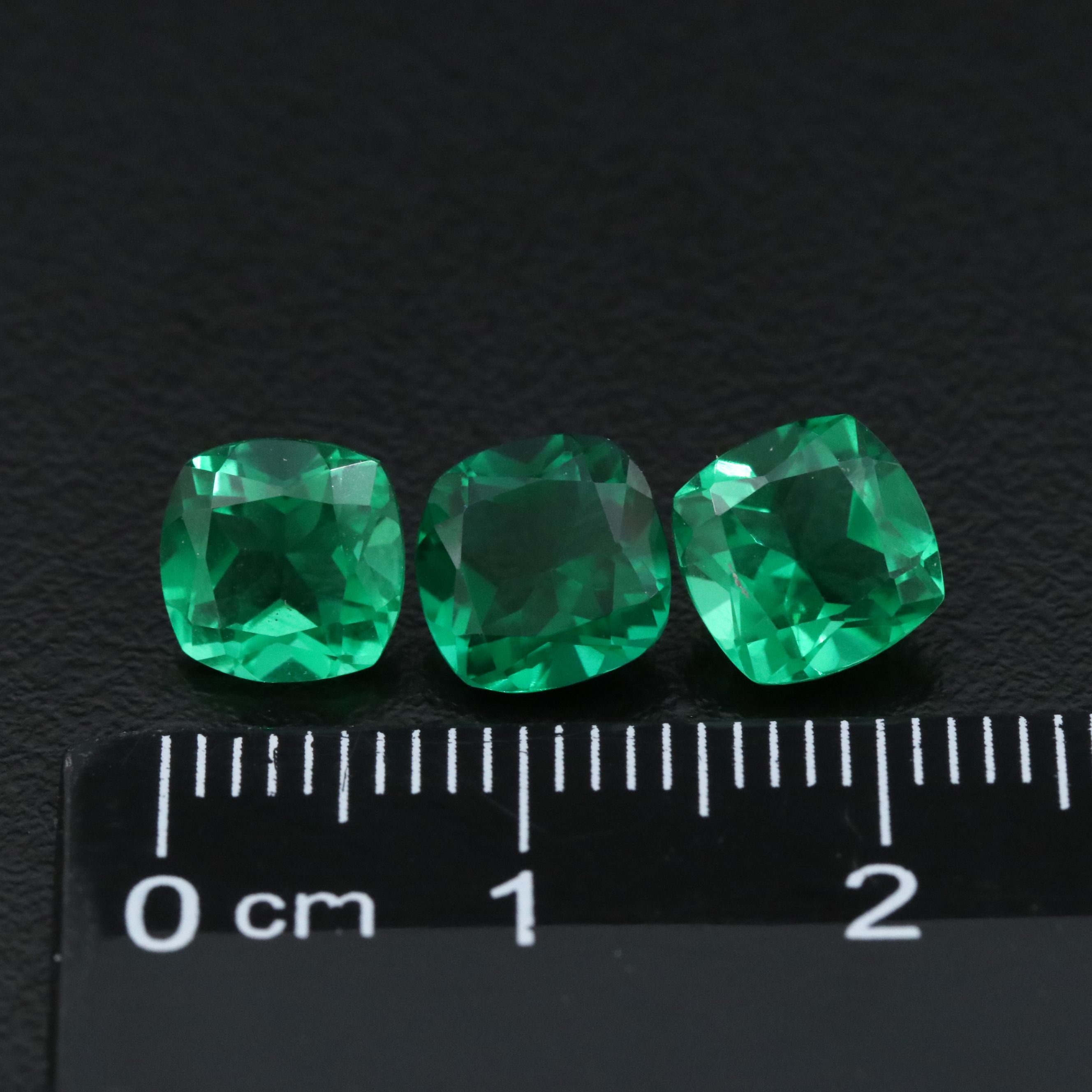 Loose 3.84 CTW Imitation Emeralds