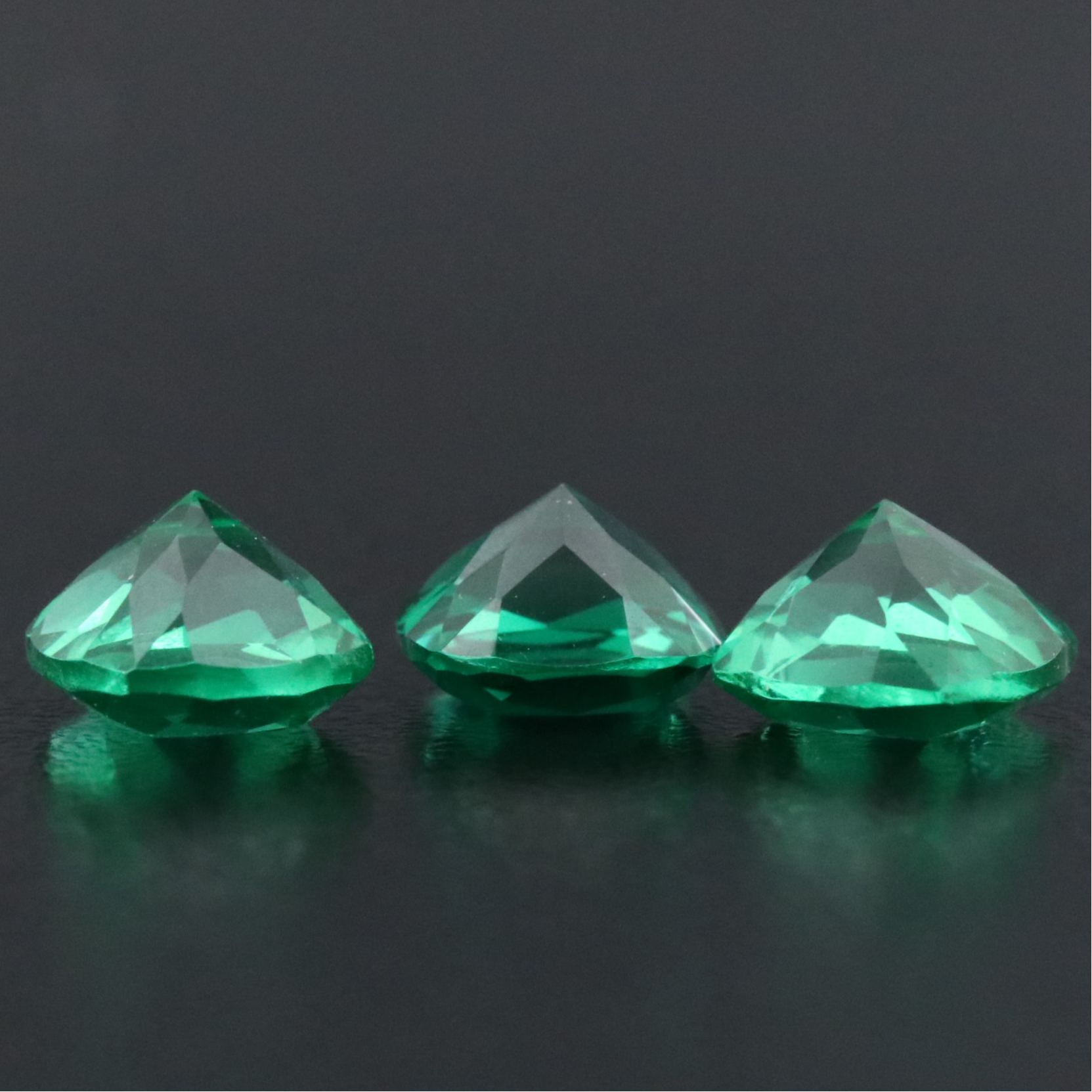 Loose 3.84 CTW Imitation Emeralds