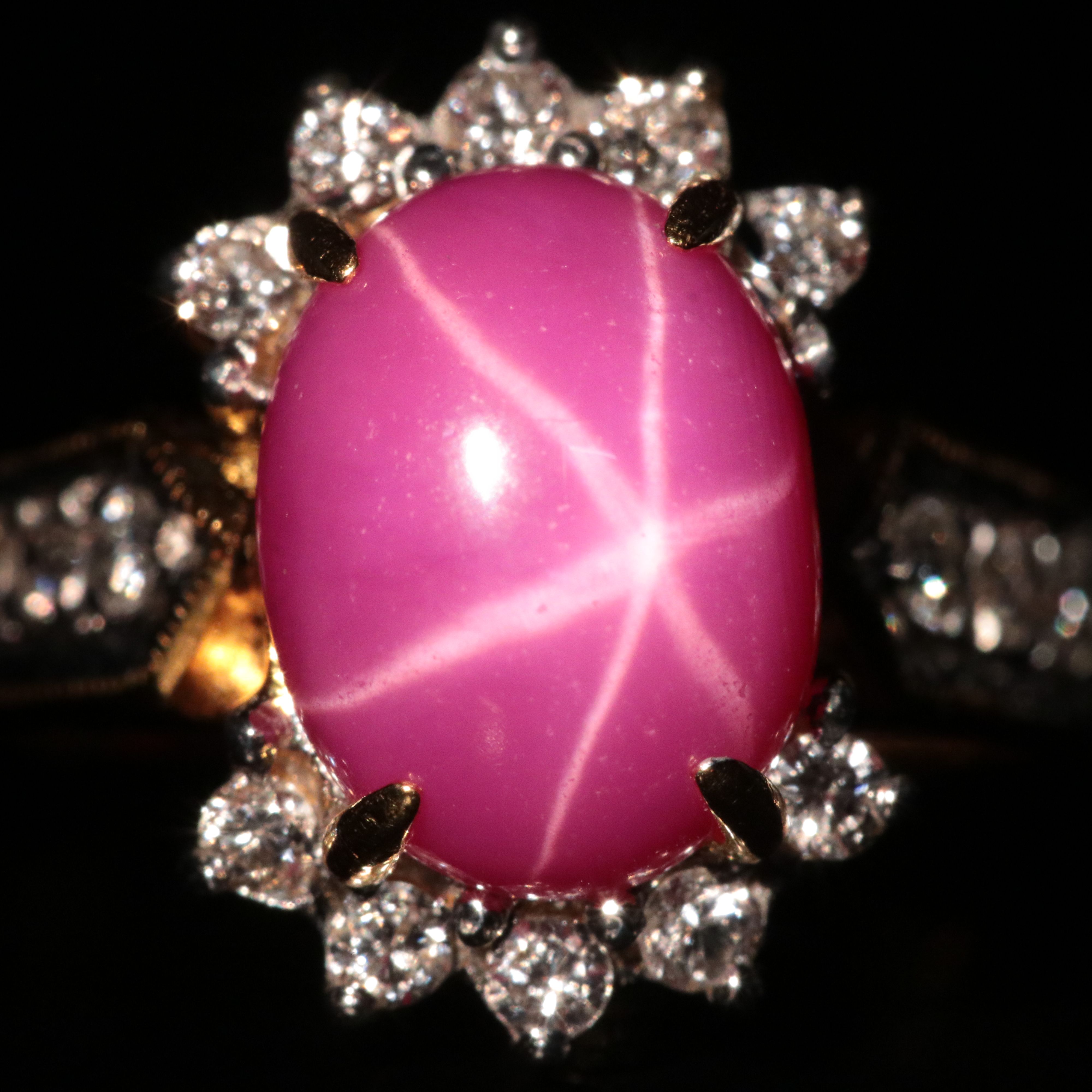 18K Star Ruby and Diamond Ring