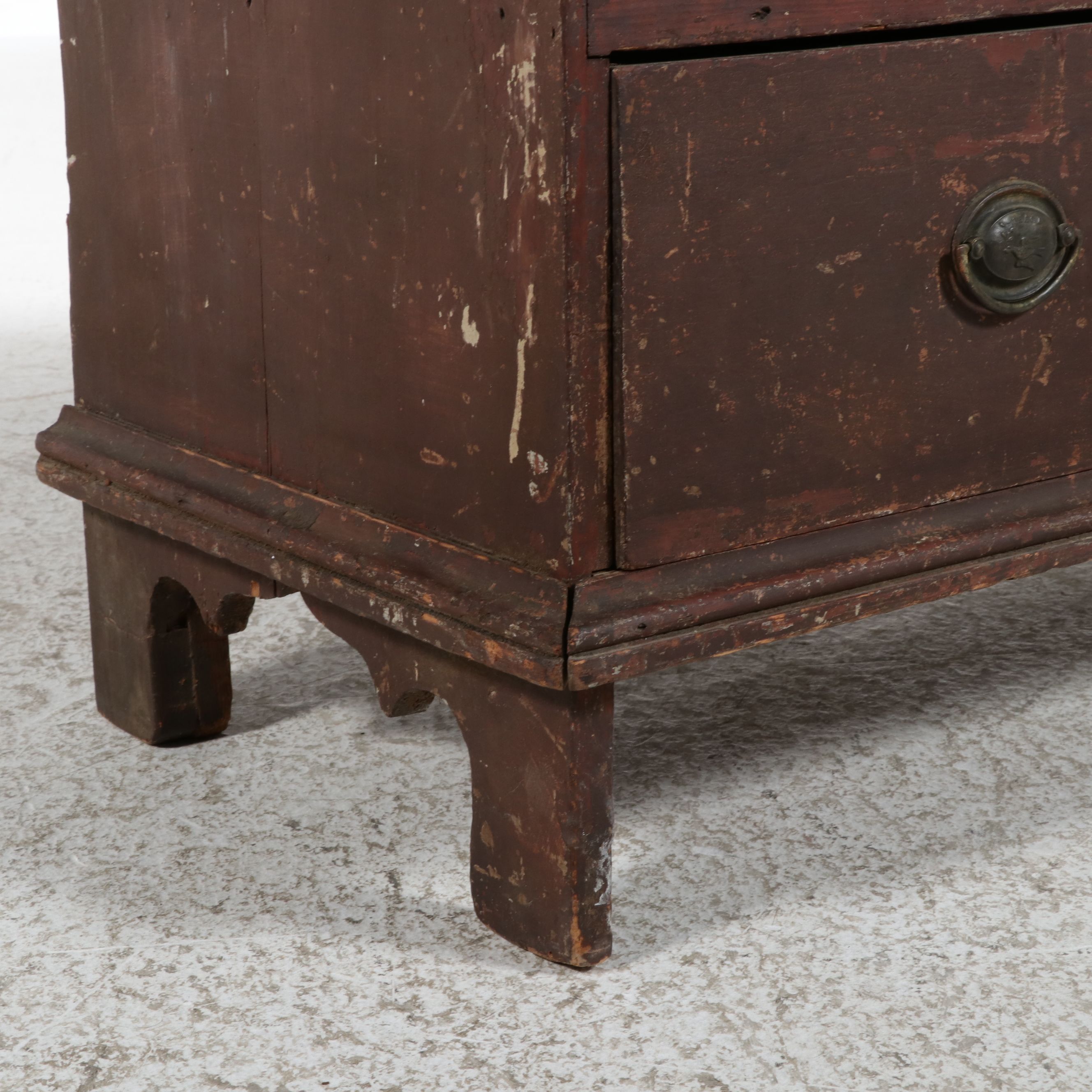 American Primitive Painted Pine Mule Chest, Early 19th Century