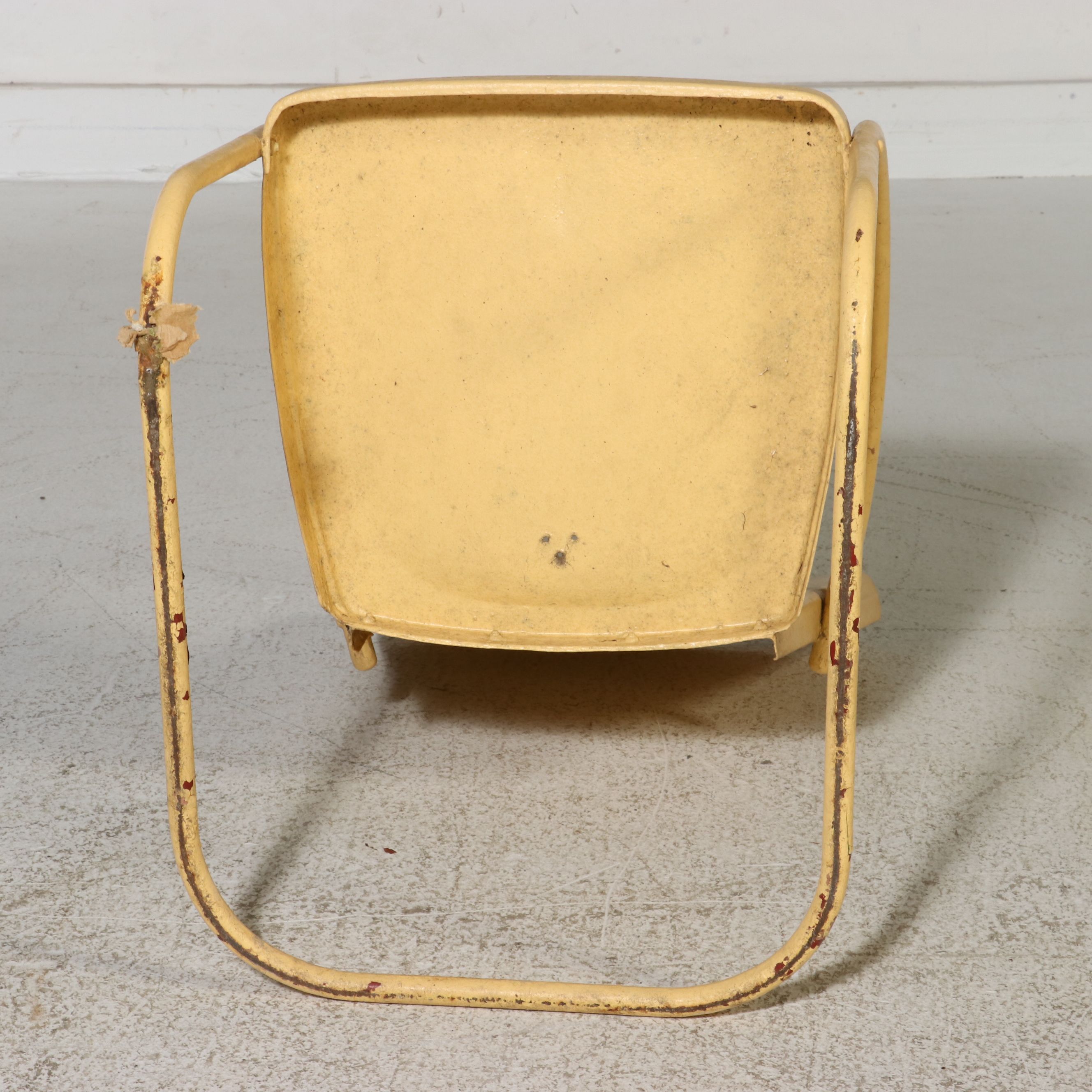 Mid Century Modern Painted Stamped Metal Lawn Chairs, Mid-20th Century