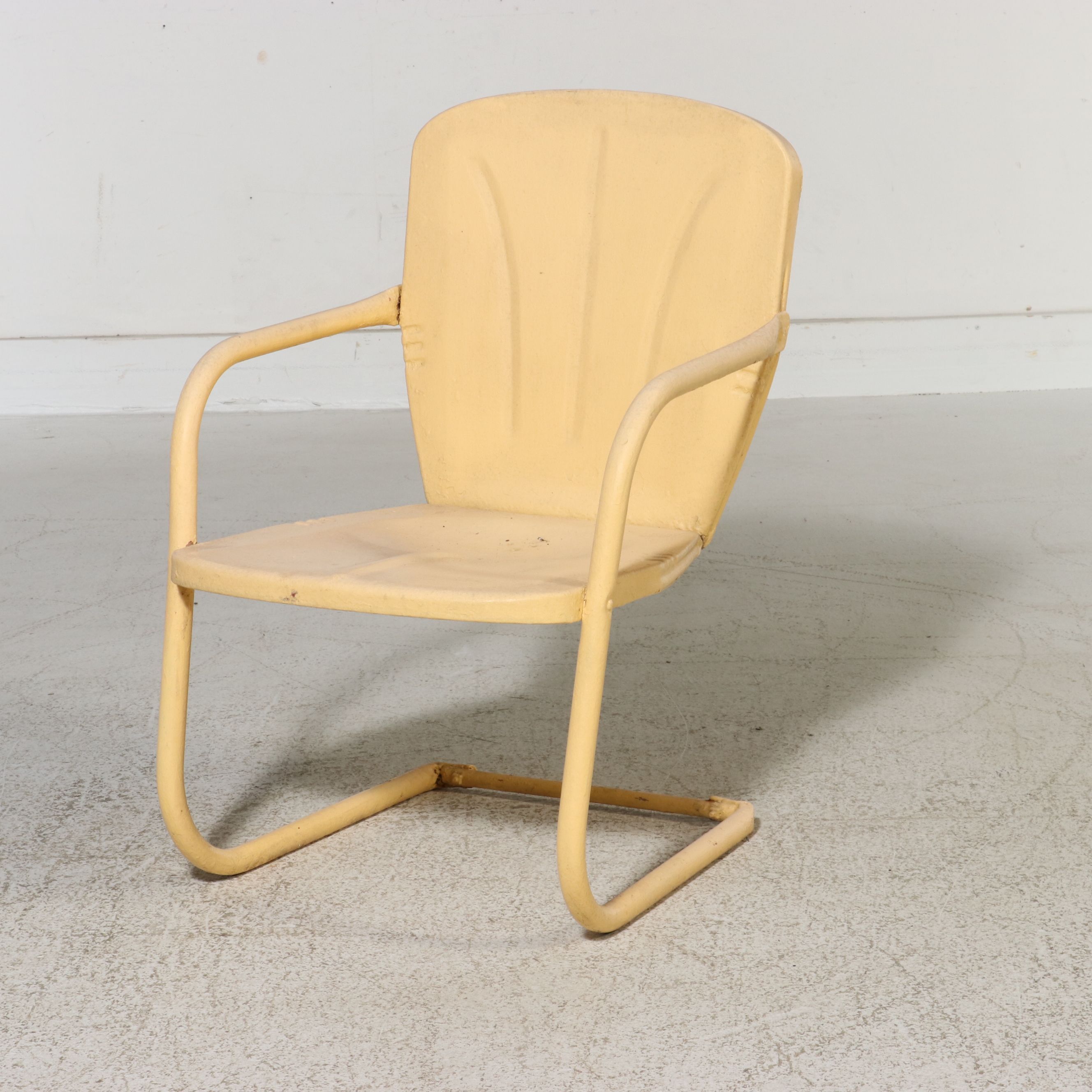 Mid Century Modern Painted Stamped Metal Lawn Chairs, Mid-20th Century