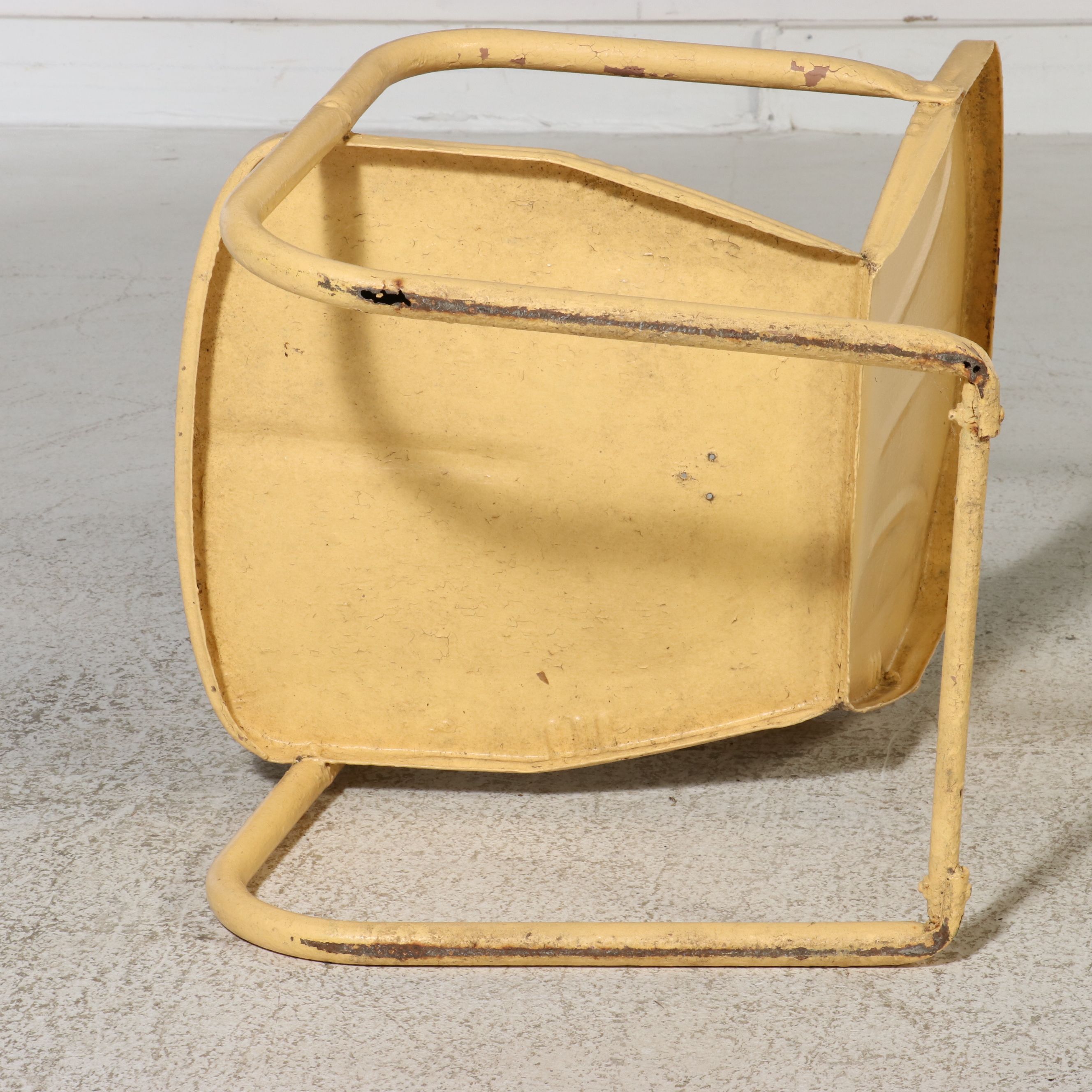 Mid Century Modern Painted Stamped Metal Lawn Chairs, Mid-20th Century