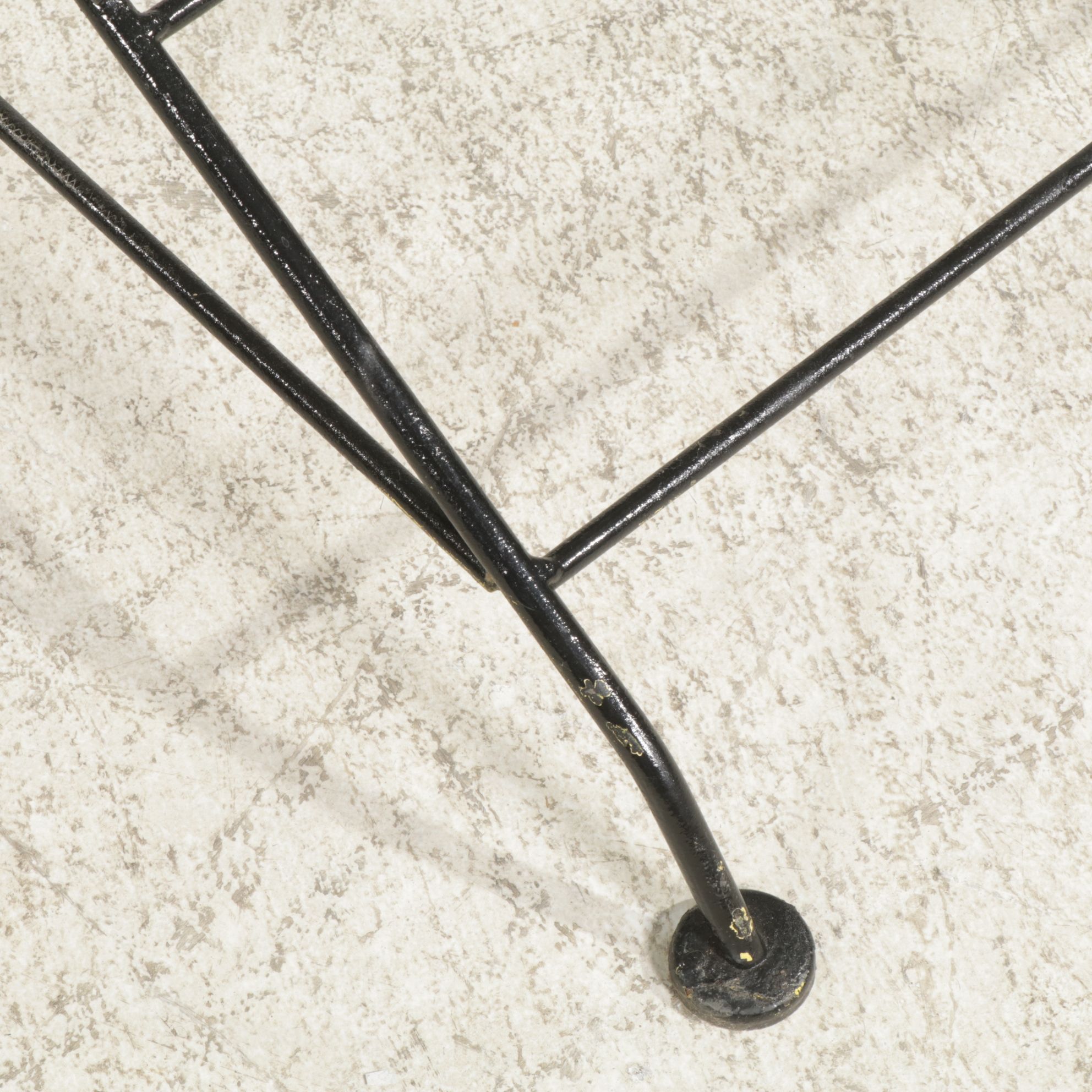 Metal Dining Table with Twister Green Granite Top and Four Metal Mesh Chairs